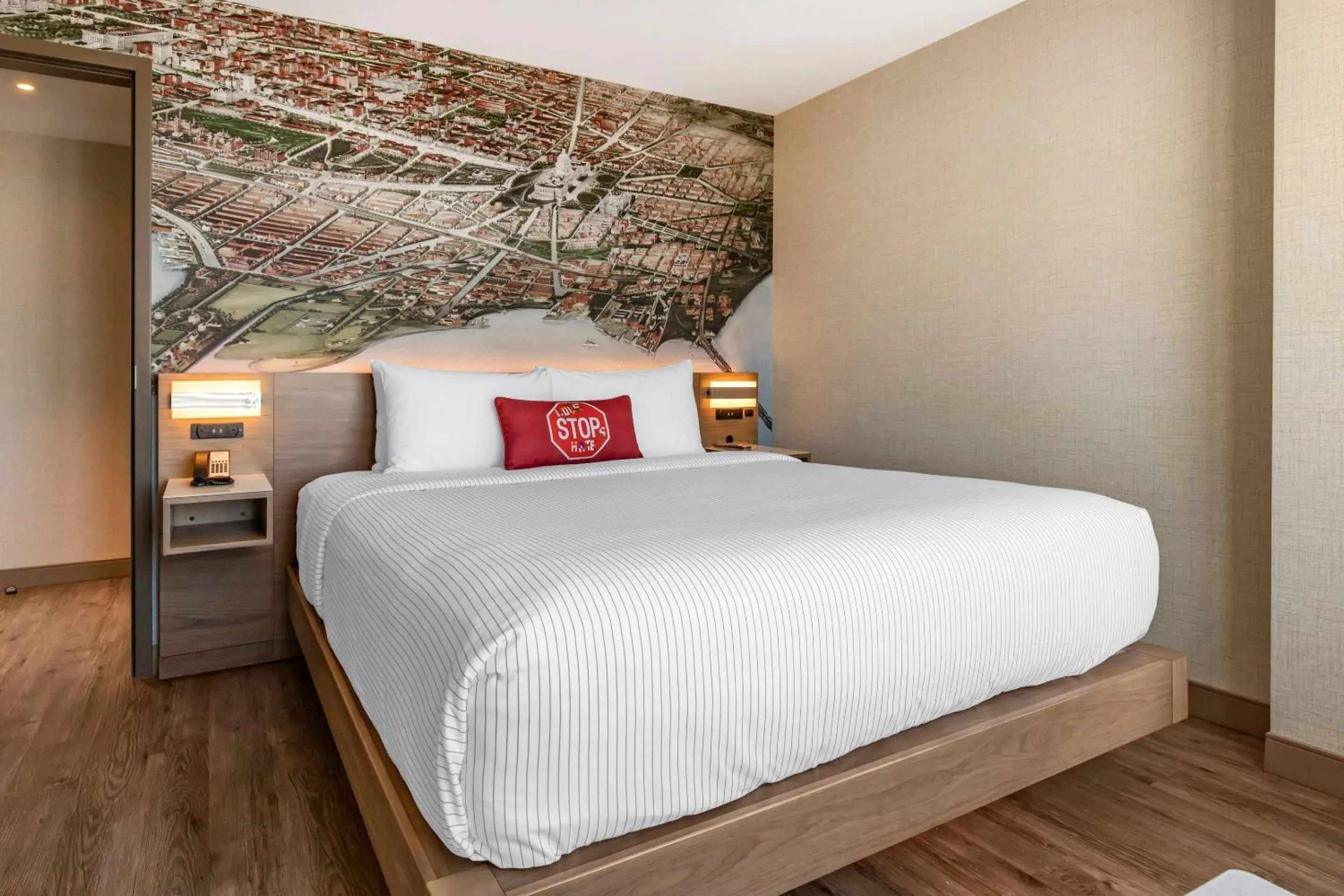 Bedroom, Bed in Cambria Hotel Washington DC Navy Yard Riverfront