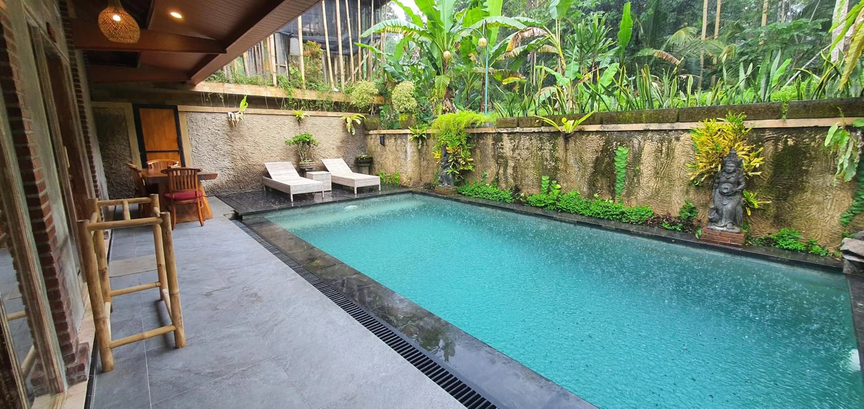 Pool view in Prayatna Villas
