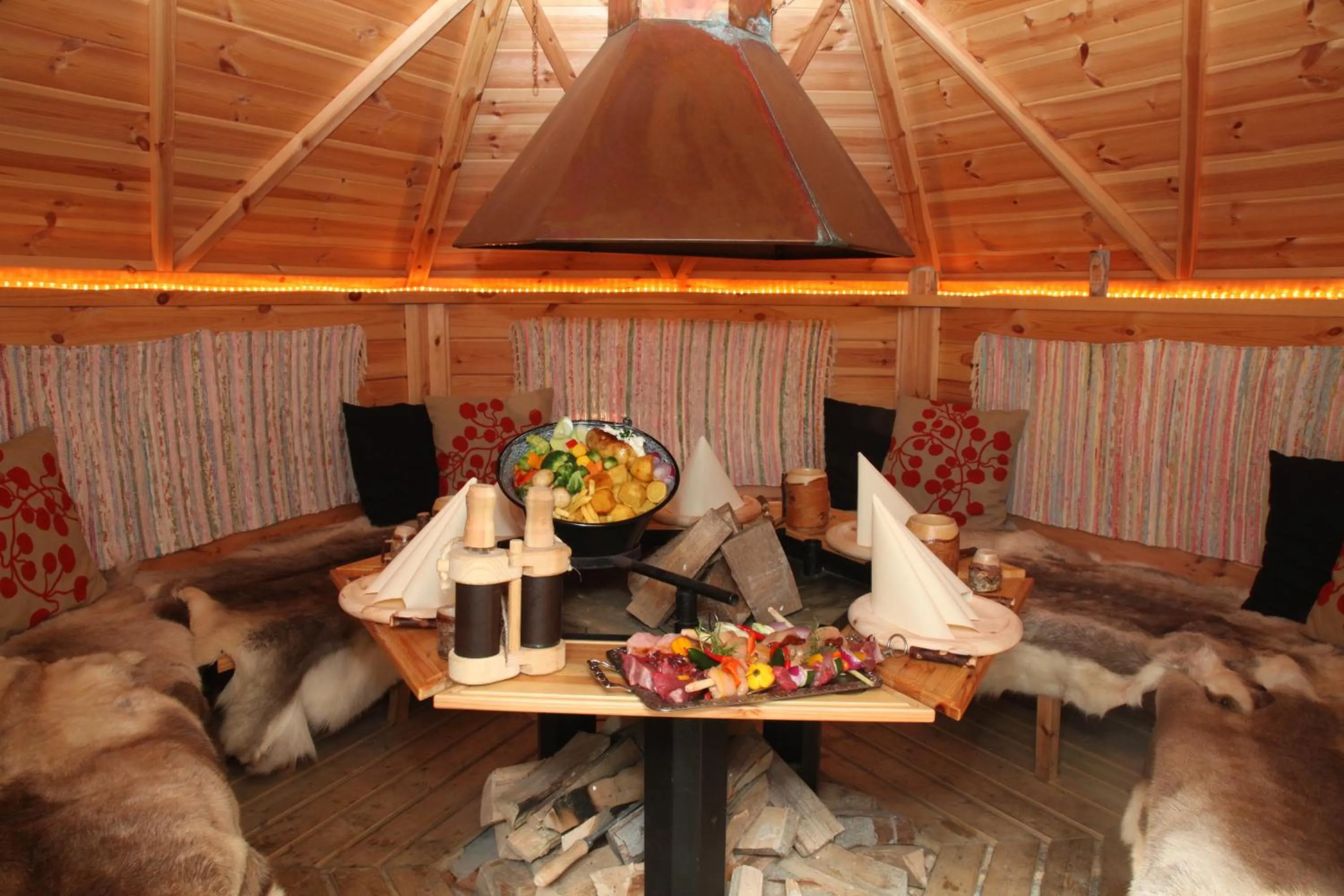 Lounge or bar in Hotel Bayrischer Hof