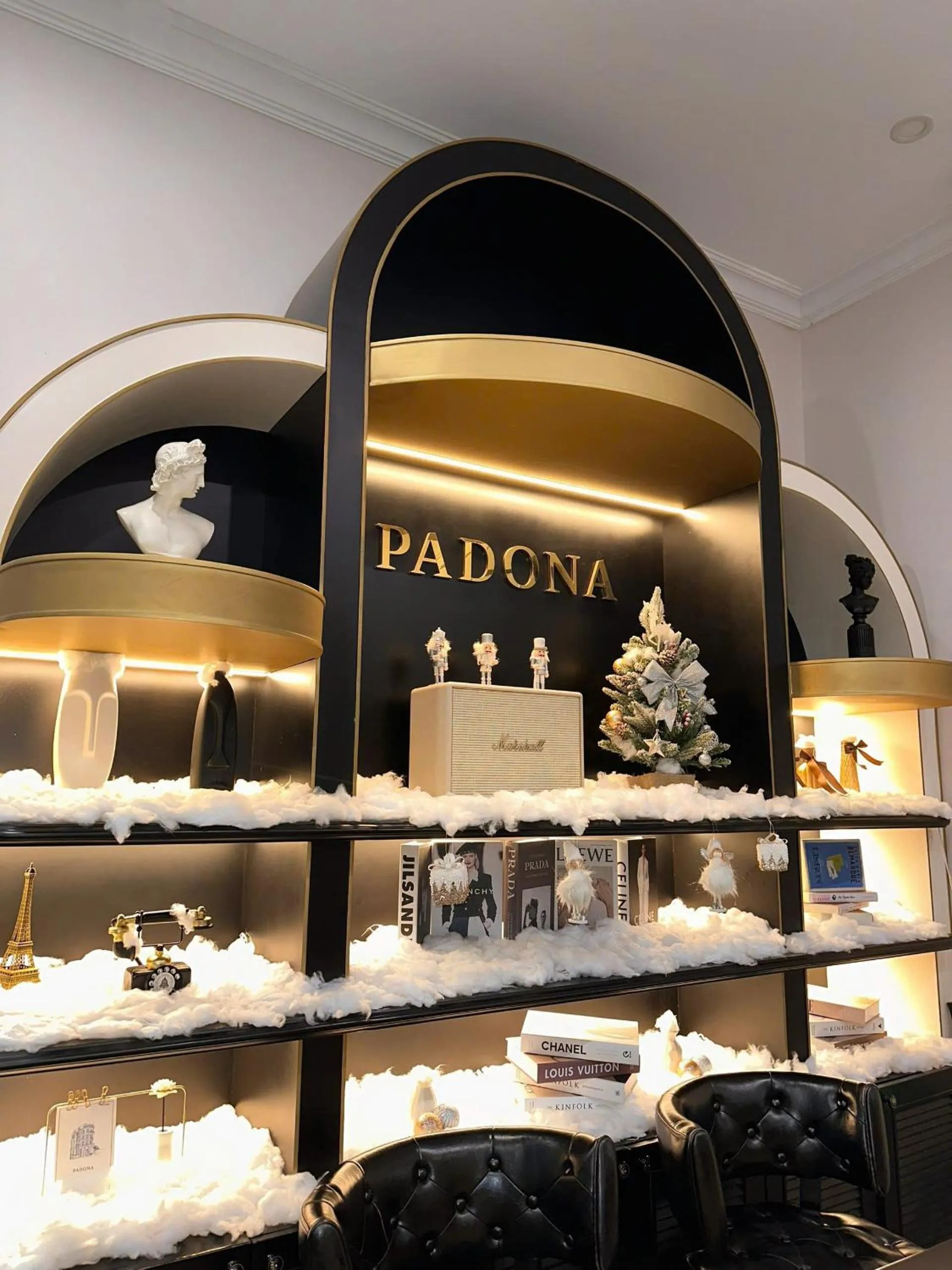 Decorative detail in Padona Hotel