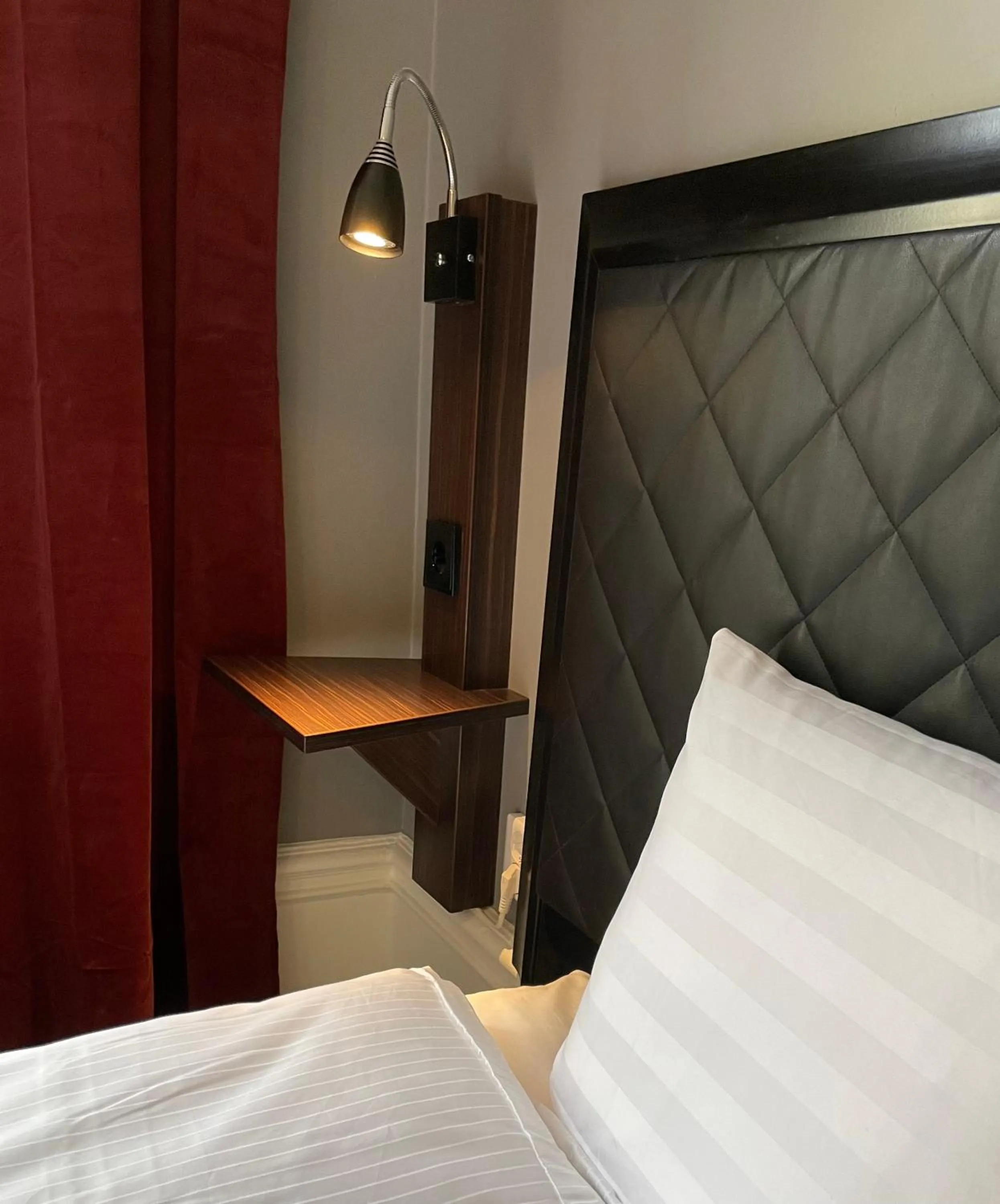 Bedroom, Bed in Unique Hotel Jungfrugatan