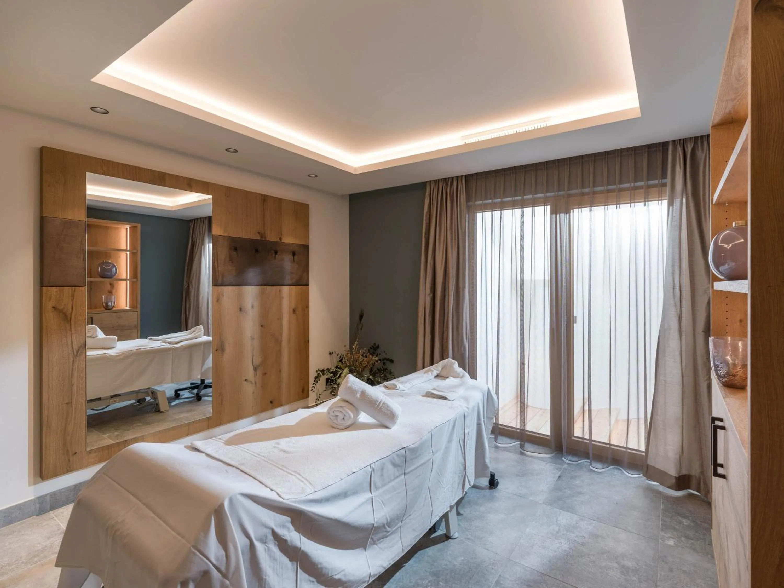 Massage, Bed in Hotel & Spa Sonne 4 Sterne Superior