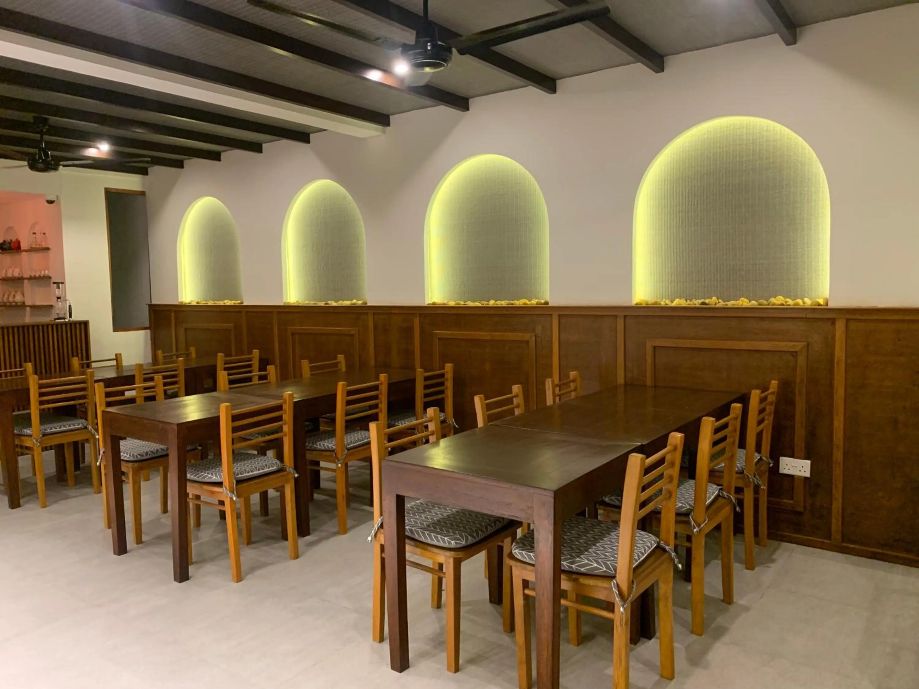 Restaurant/places to eat in Courtyard Guesthouse