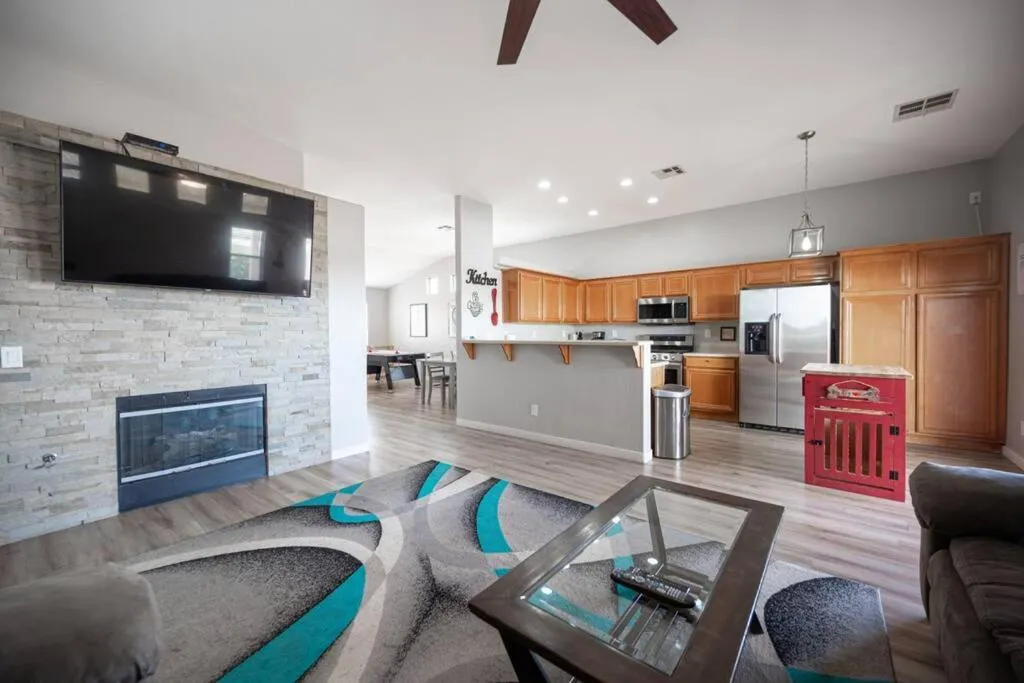 Gorgeous Las Vegas home with RV parking