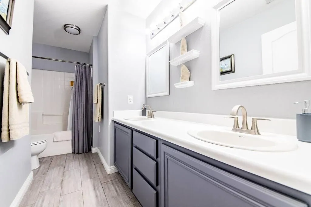 Gorgeous Las Vegas home with RV parking