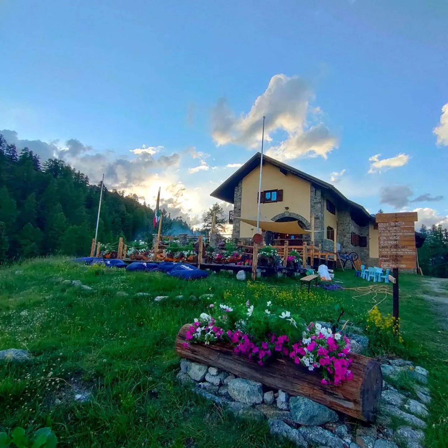 Property building in Rifugio Baita Gimont
