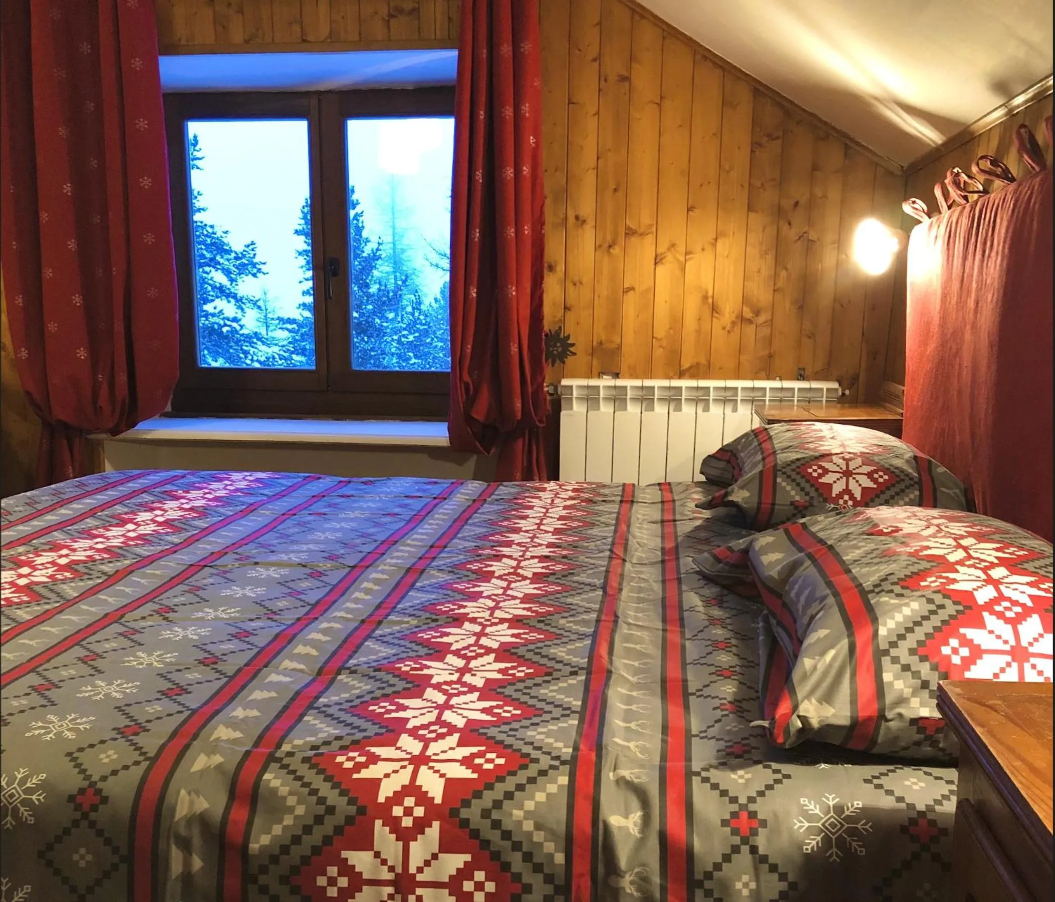 Photo of the whole room, Bed in Rifugio Baita Gimont
