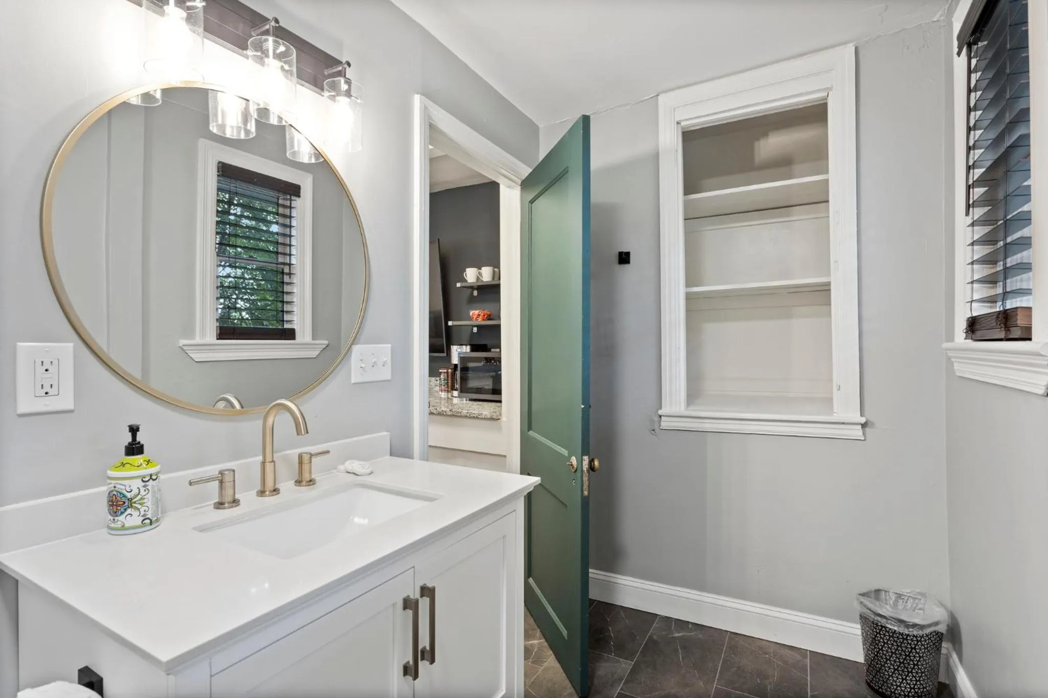 The Dobbs Atlanta Beltline - Luxury & Location, 1 Mile to Downtown Atlanta