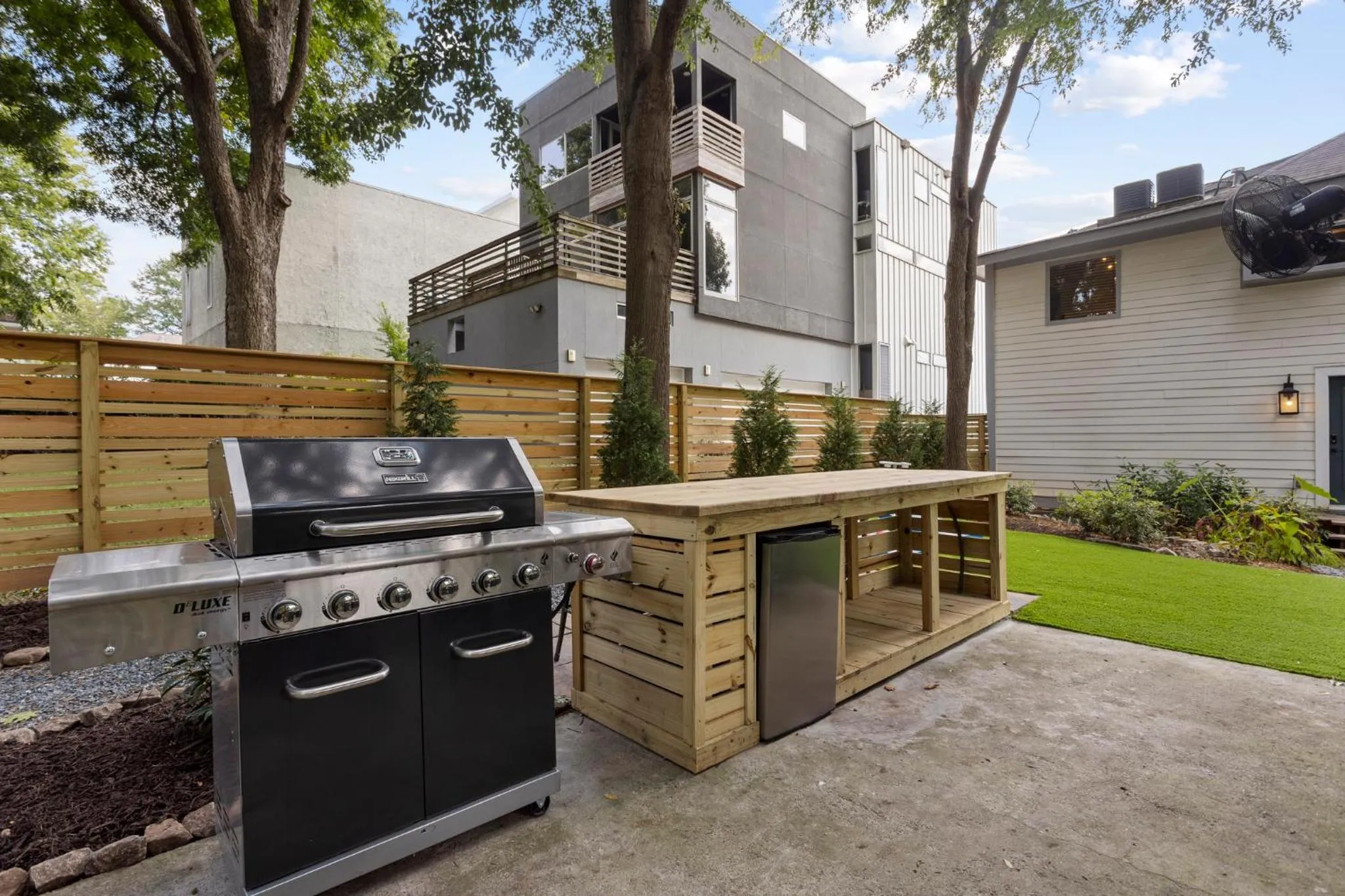 The Dobbs Atlanta Beltline - Luxury & Location, 1 Mile to Downtown Atlanta