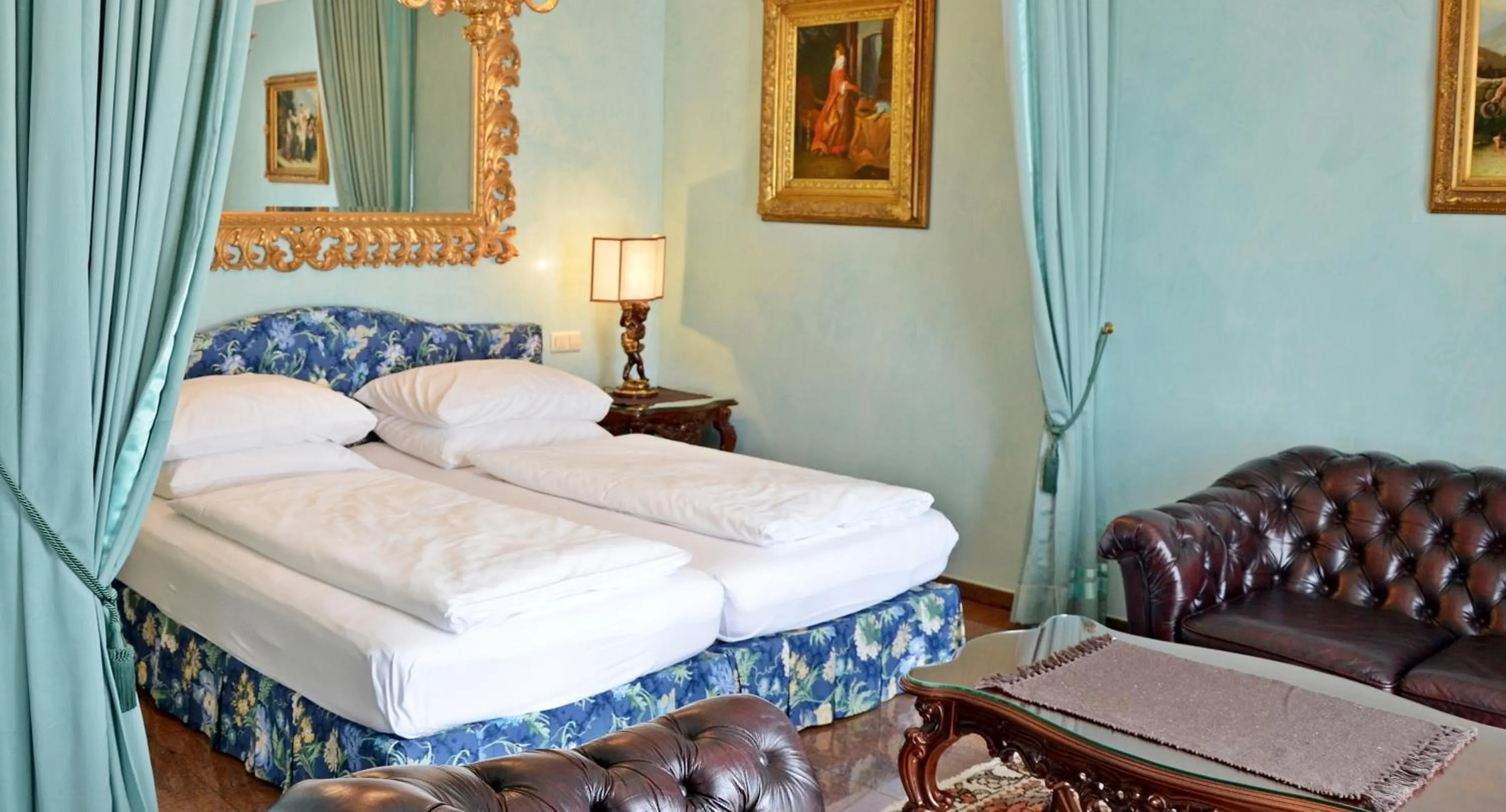 Photo of the whole room, Bed in Seehotel Porcia