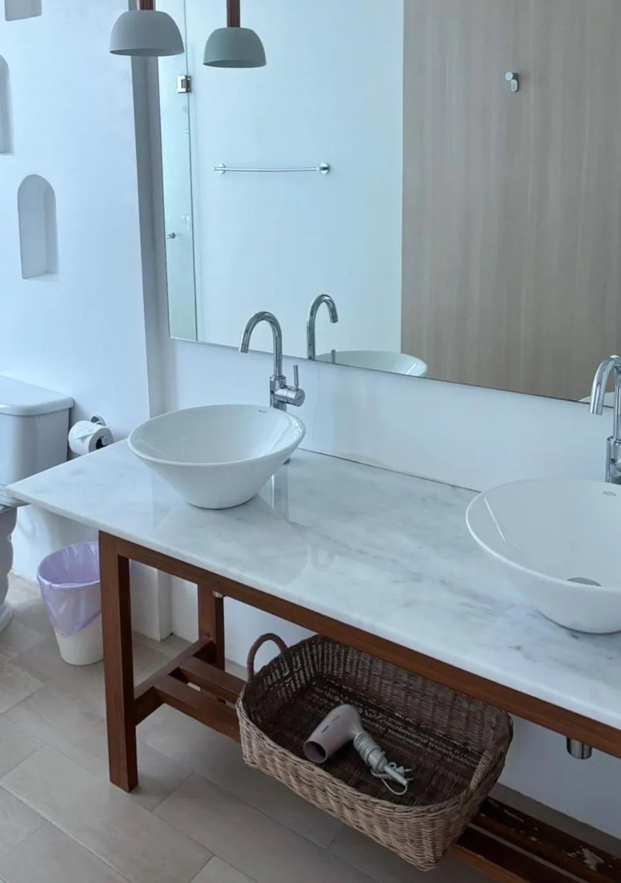 Bathroom in Costa Beach Residence & Jacuzzi
