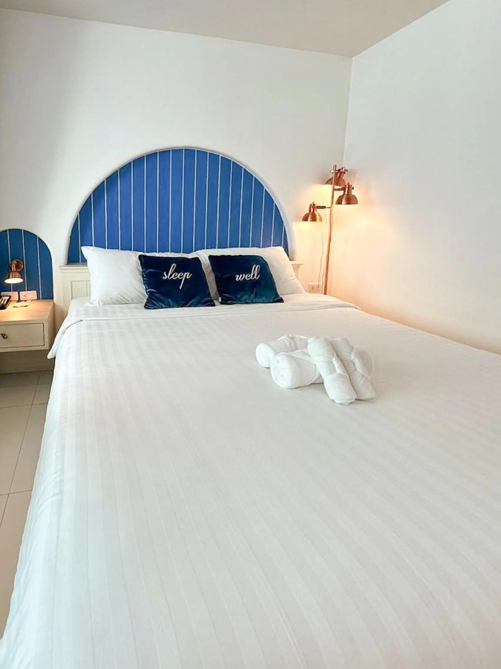 Bed in Costa Beach Residence & Jacuzzi