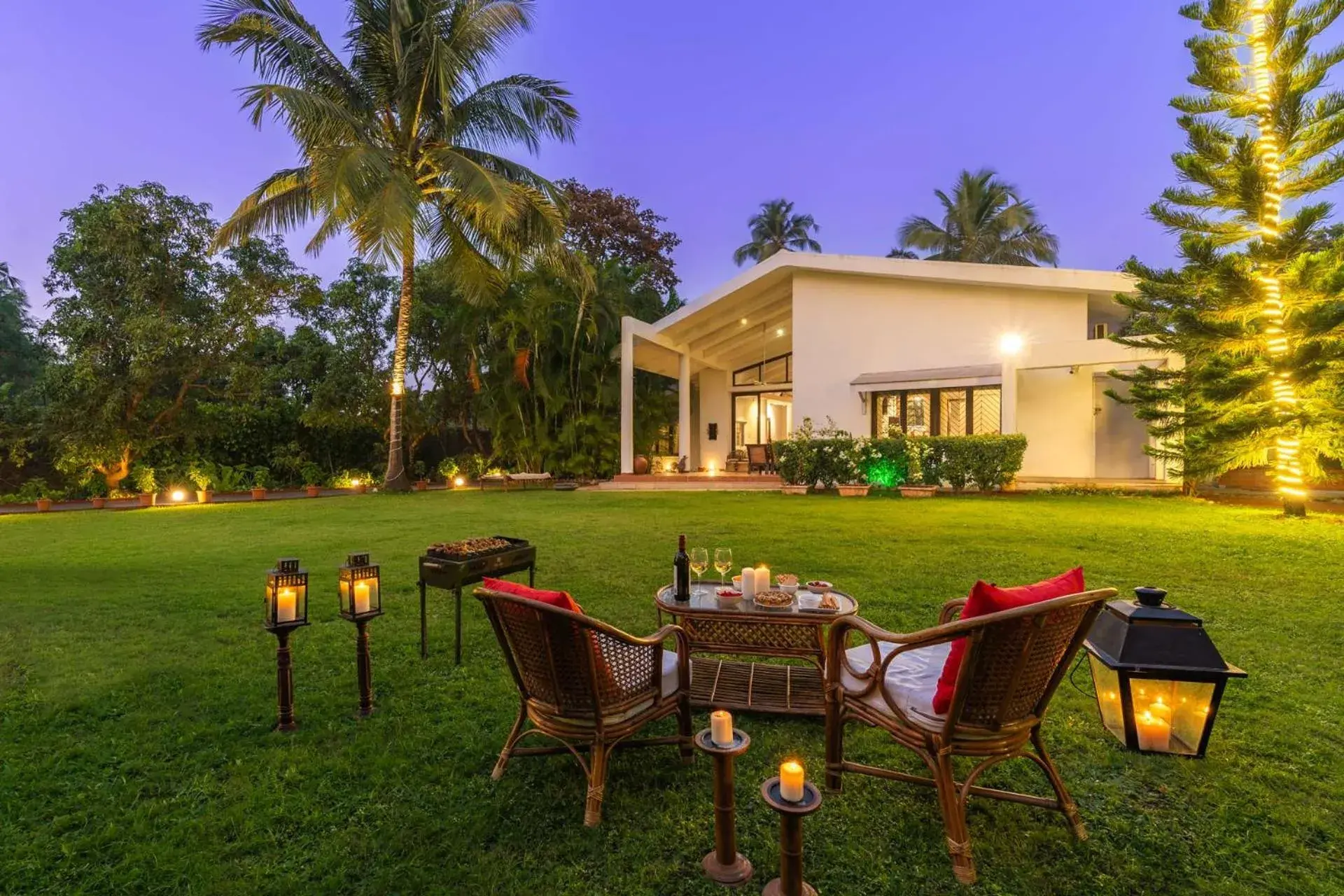 The Beach House by StayVista with Modern interiors, nearby beach, pool, lawn The Beach House by StayVista with Modern interiors, nearby beach, pool, lawn