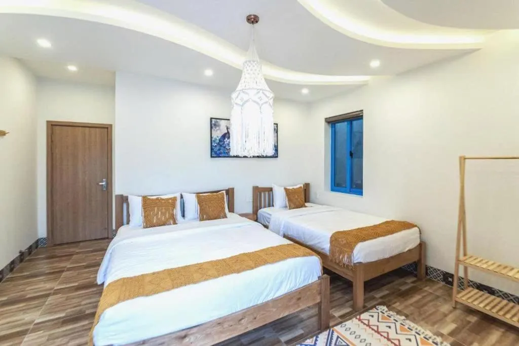 Bed in Lazy Bear Villa By The Little Hoi An