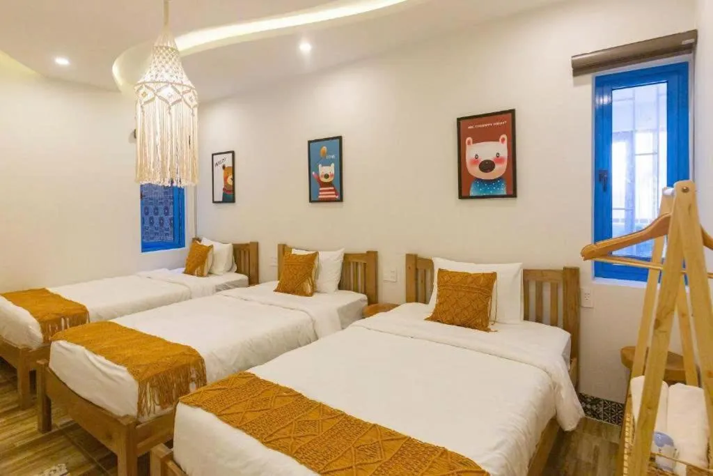 Bed in Lazy Bear Villa By The Little Hoi An