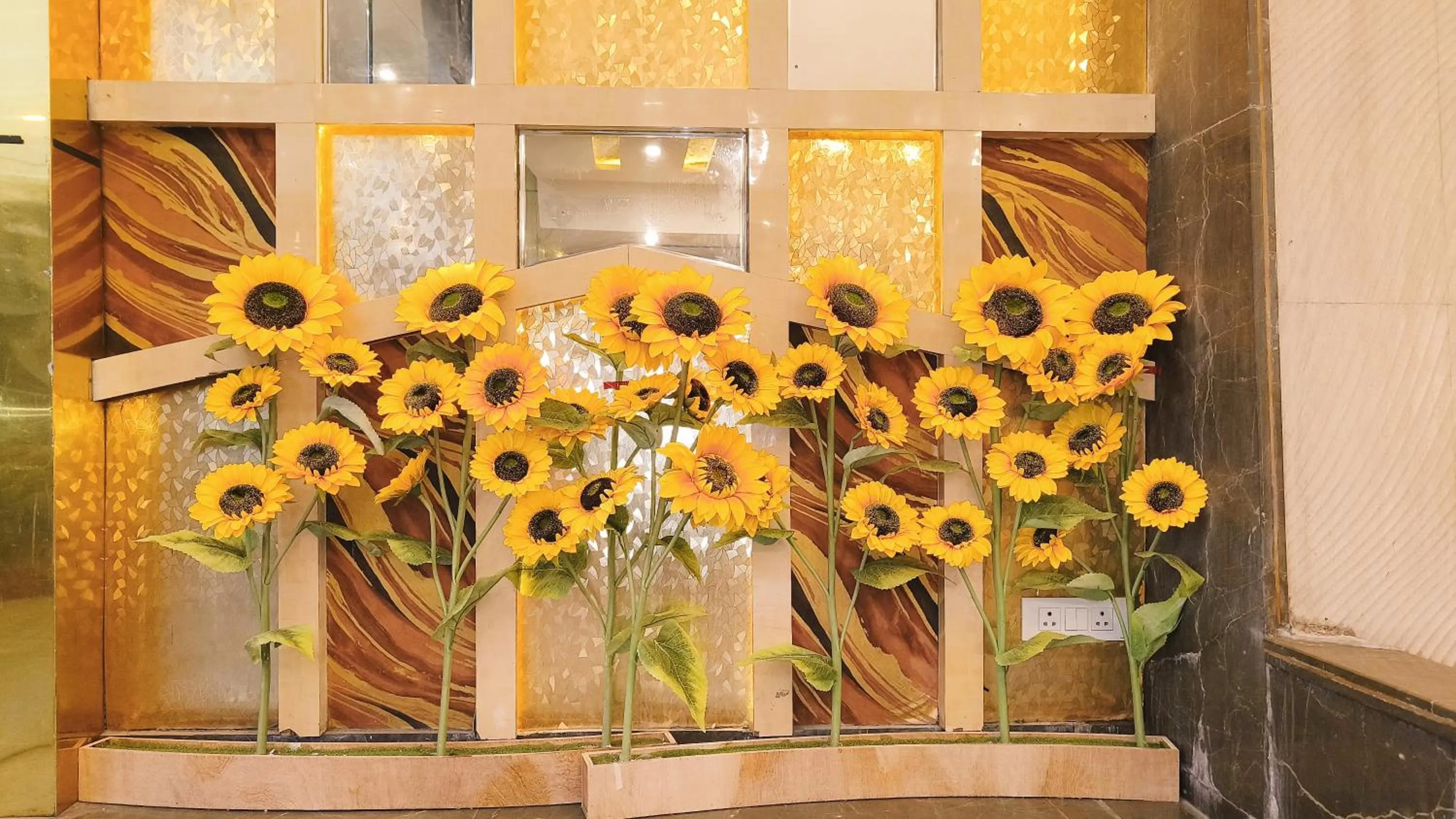 Decorative detail in Crestline Sallow Club