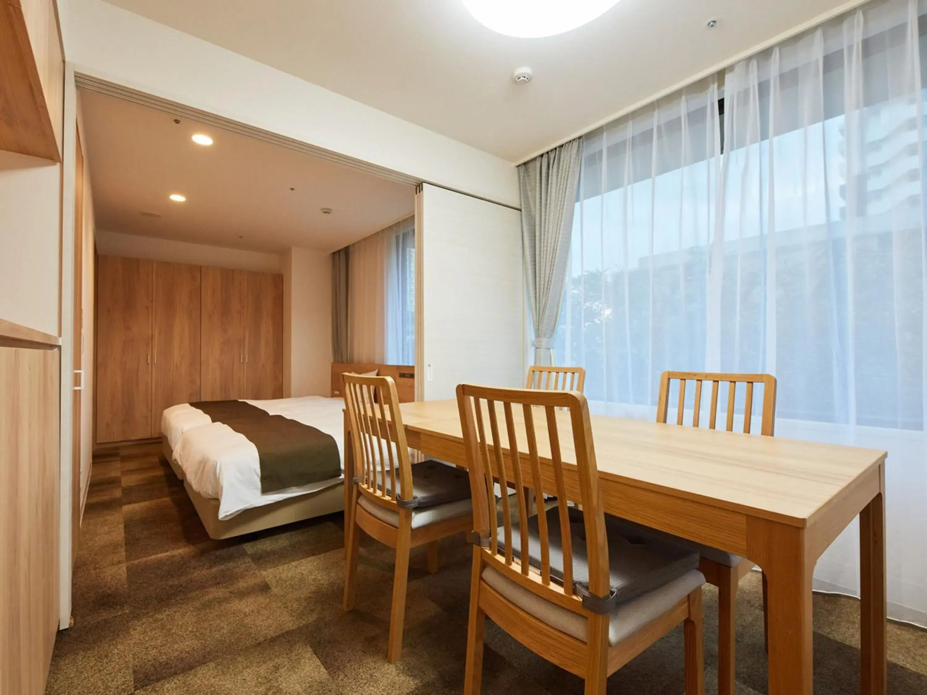 One-Bedroom Family Apartment in Rembrandt Hotel Atsugi One-Bedroom Family Apartment in Rembrandt Hotel Atsugi