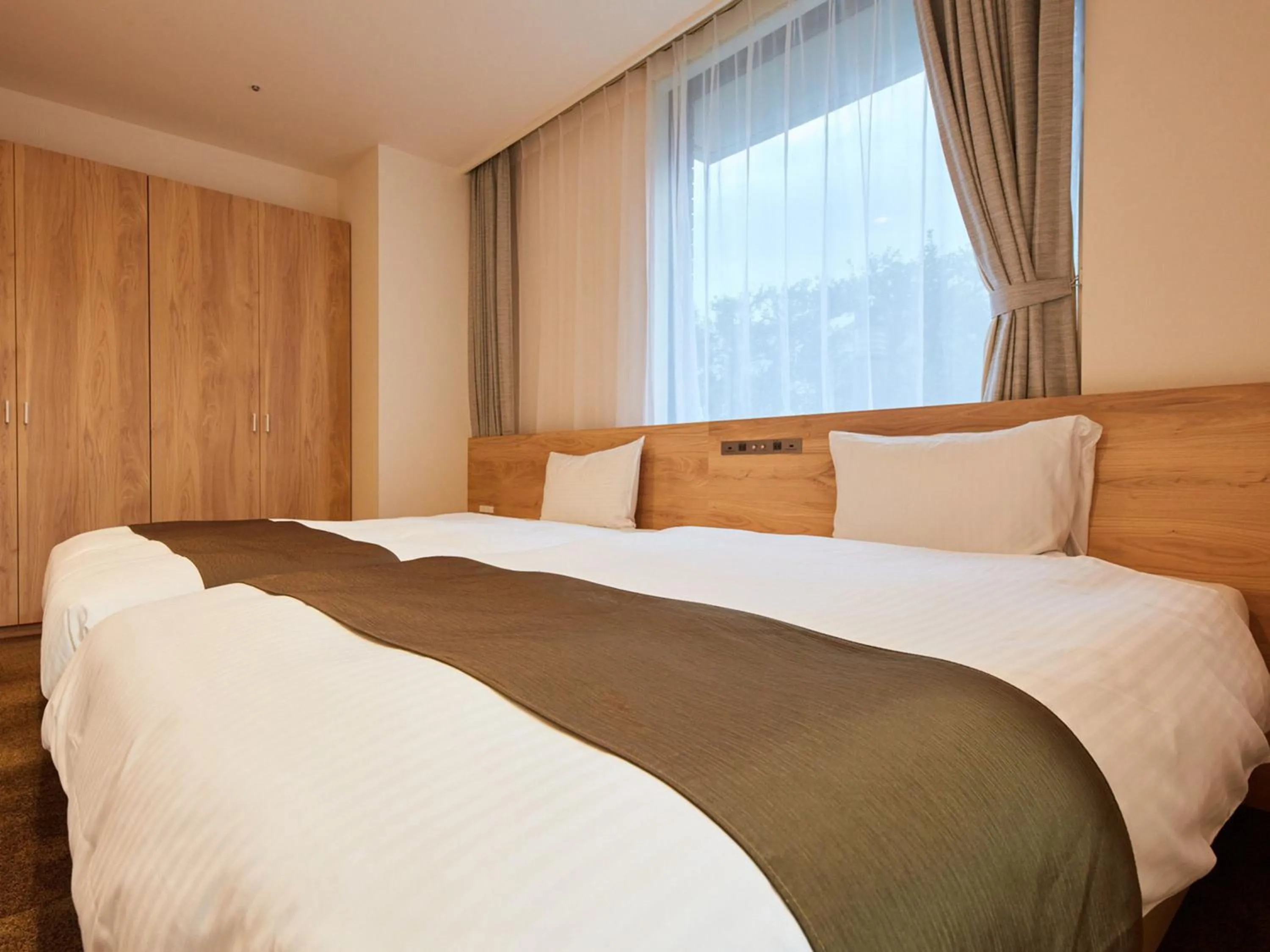 Photo of the whole room, Bed in Rembrandt Hotel Atsugi