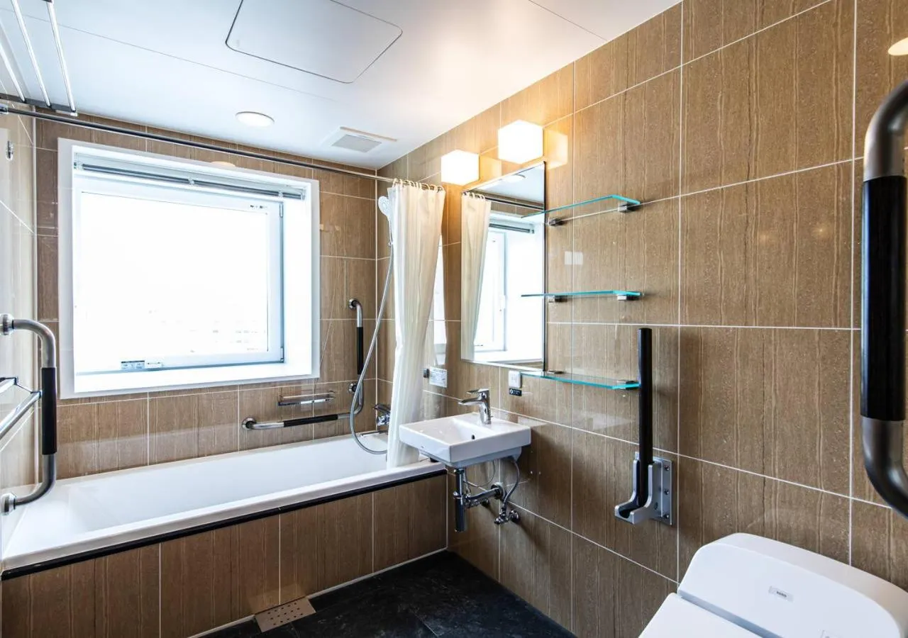 Toilet in APA Hotel Hakataeki Chikushiguchi