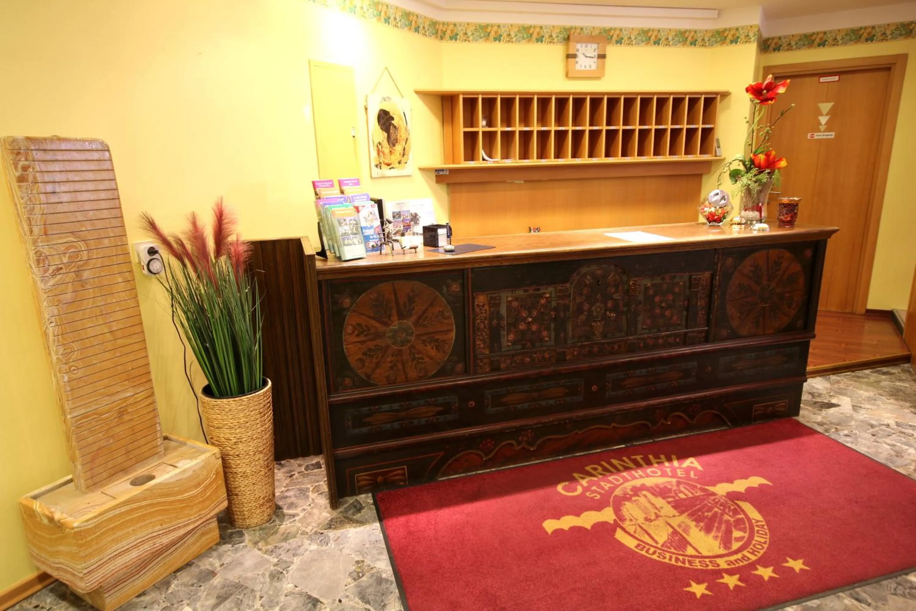 Lobby or reception in Carinthia Stadthotel
