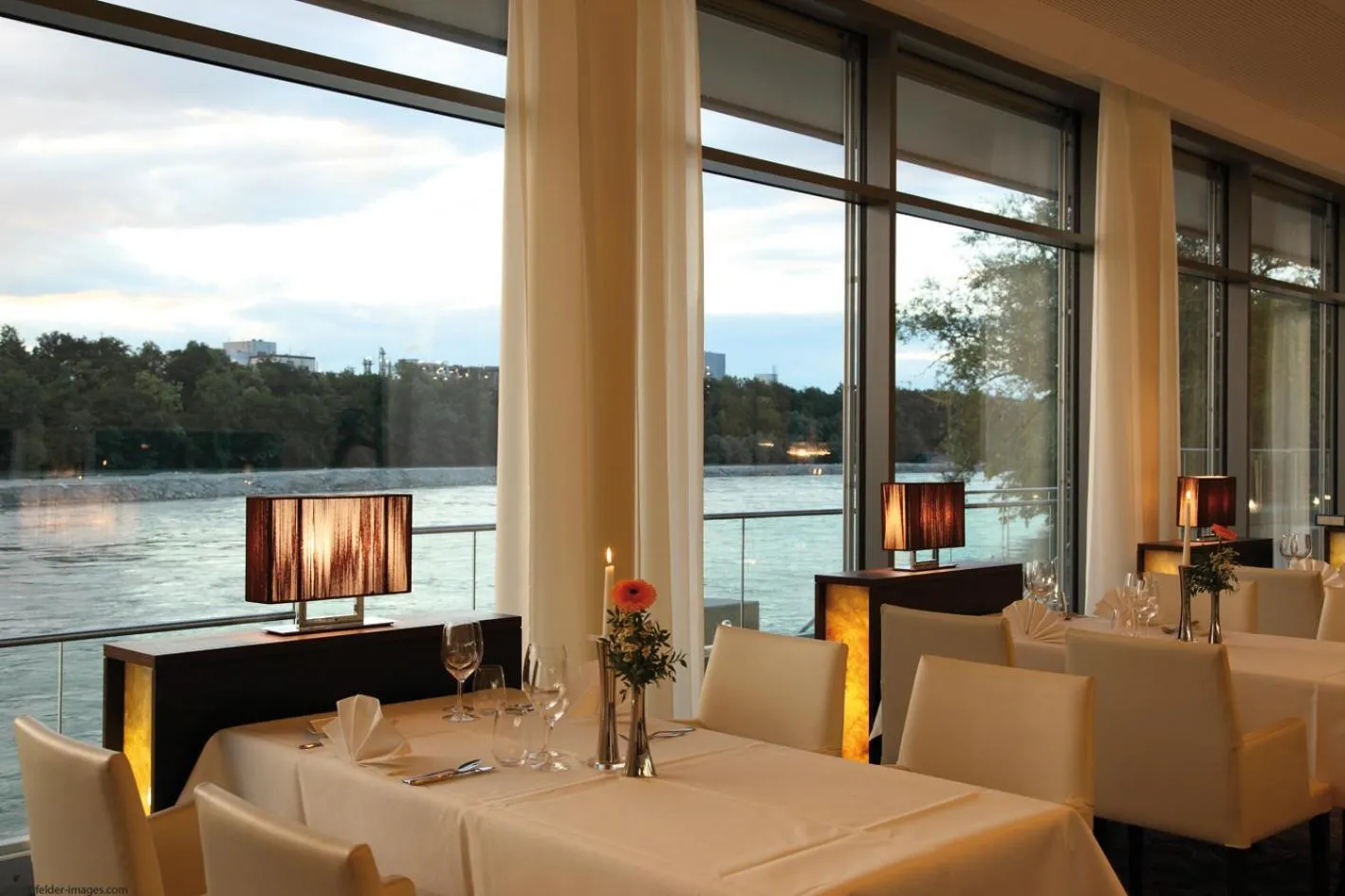 Restaurant/places to eat in Park-Hotel am Rhein - Gesundheitshotel und Residenzen