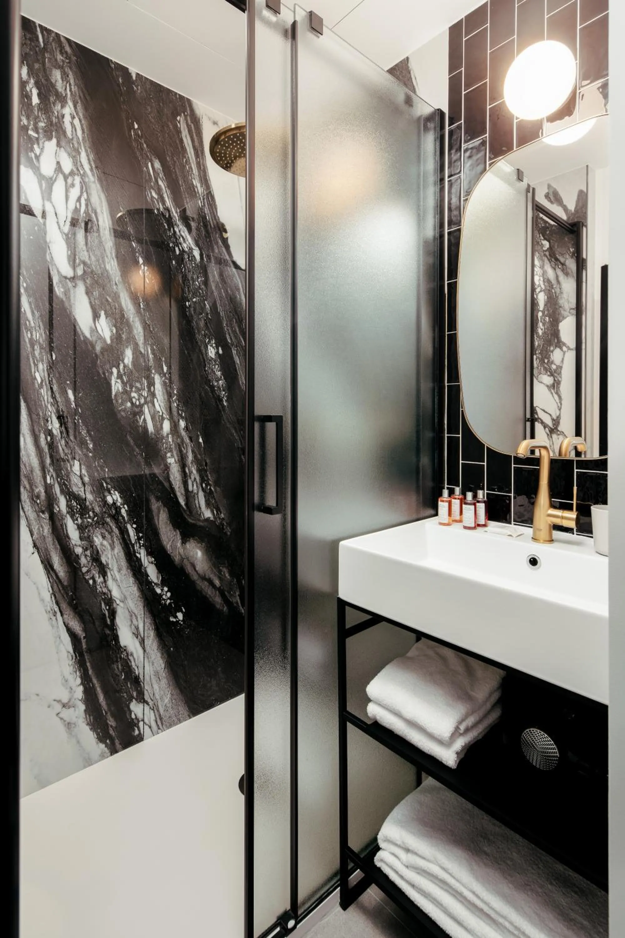 Bathroom in My Maison In Paris Montmartre