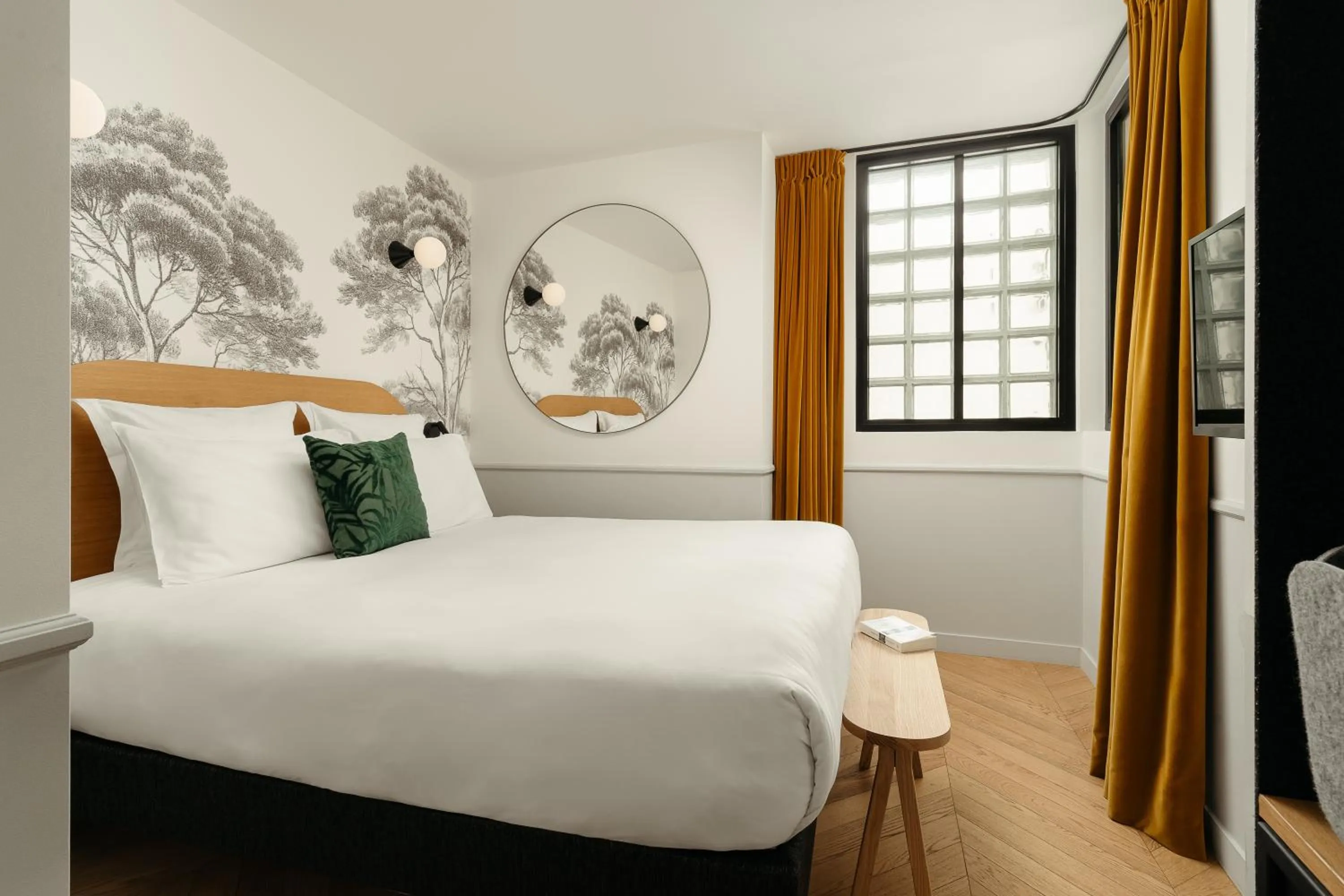 Bedroom, Bed in My Maison In Paris Montmartre