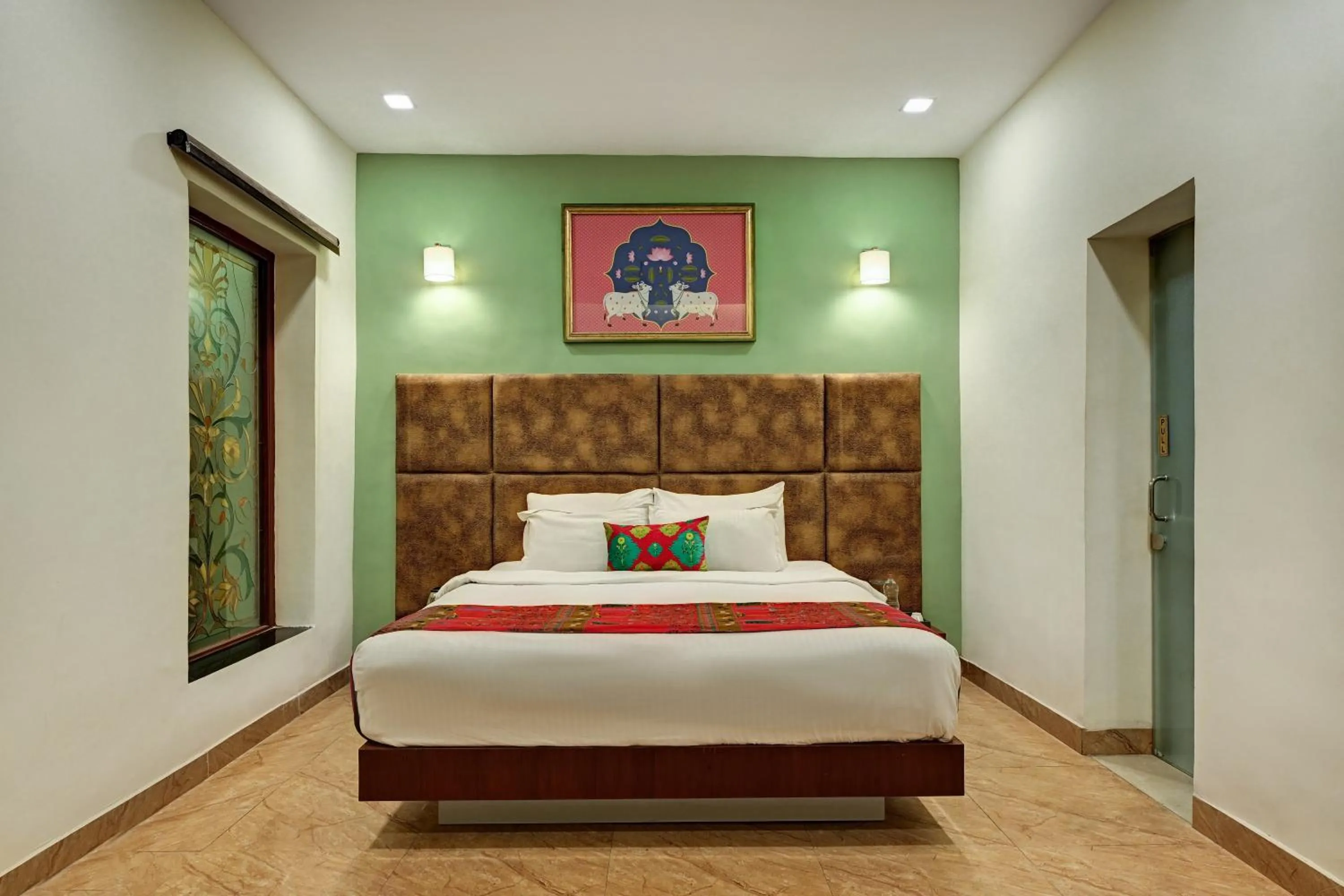 Bedroom, Bed in Hotel Sethi Legacy