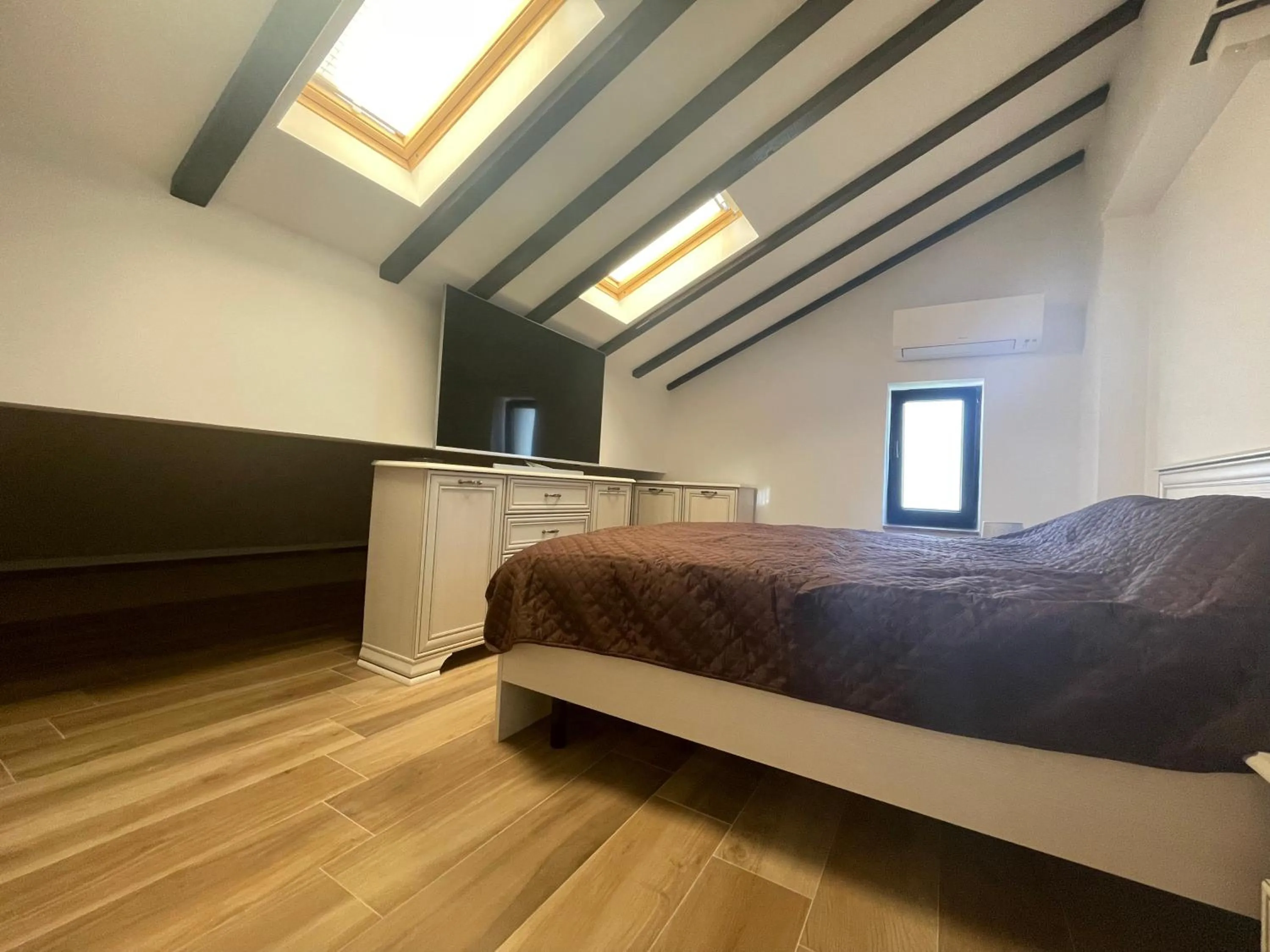 Bedroom, Bed in Iarca Inn