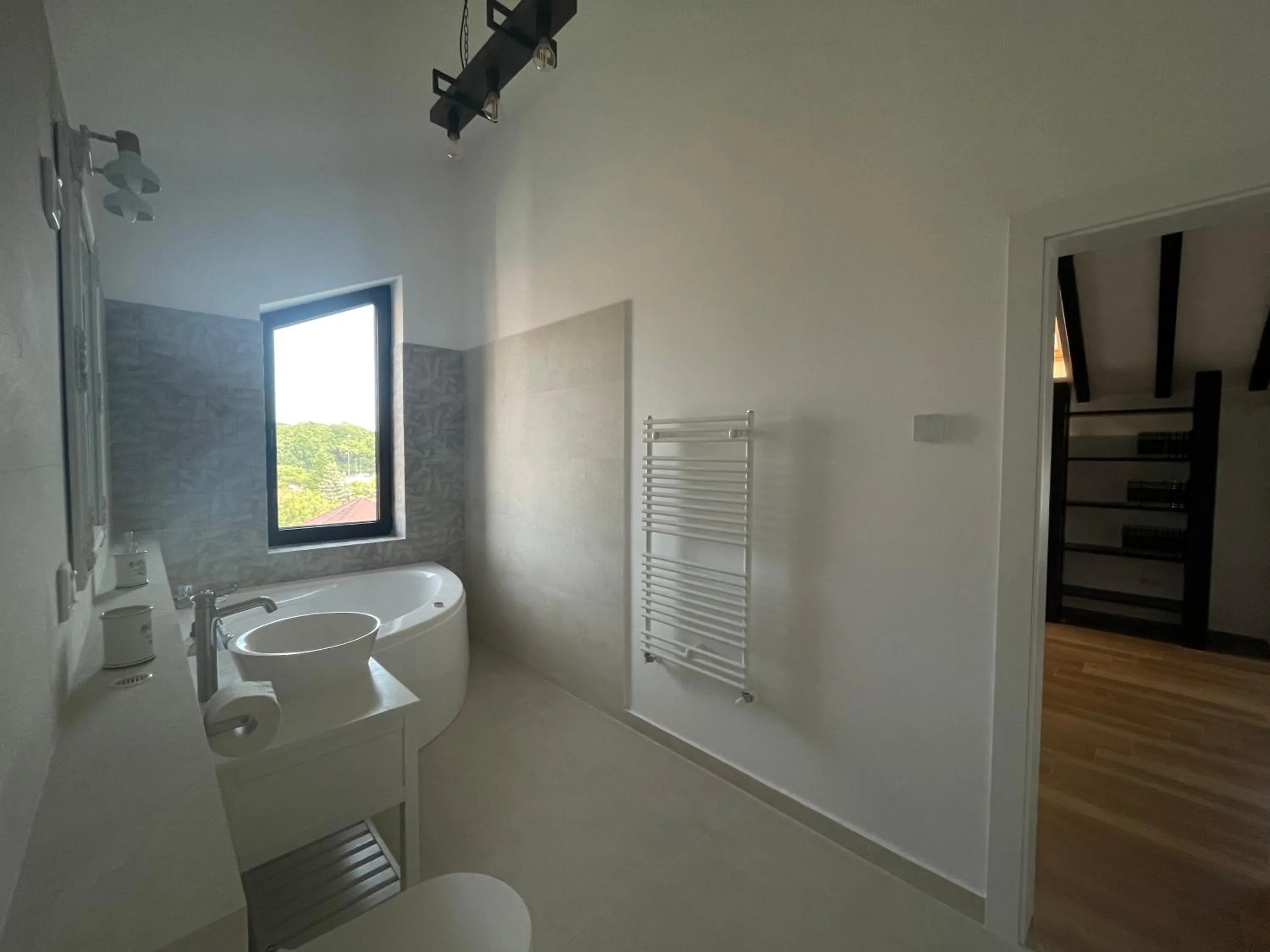 Bathroom in Iarca Inn