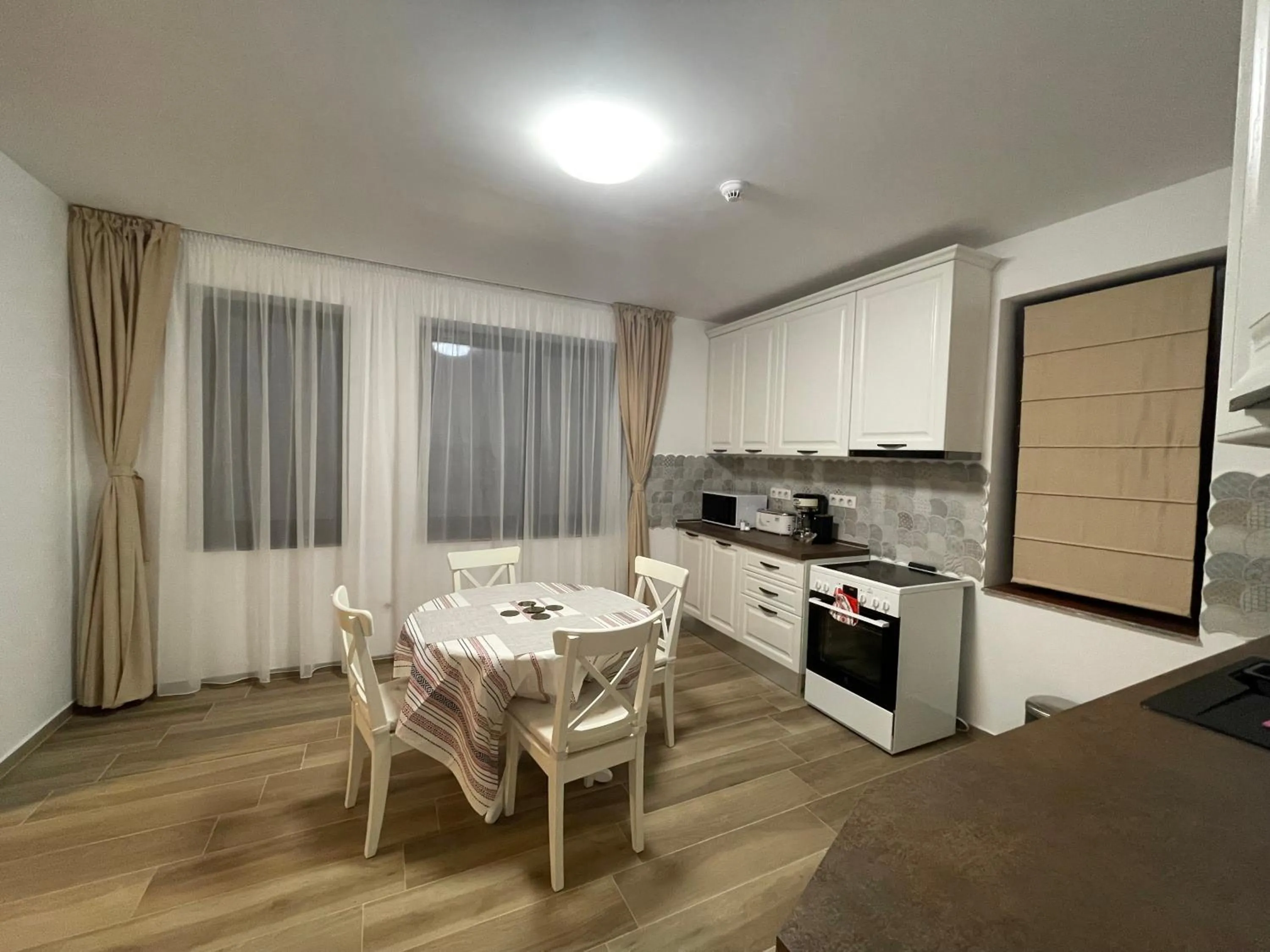 Kitchen or kitchenette in Iarca Inn