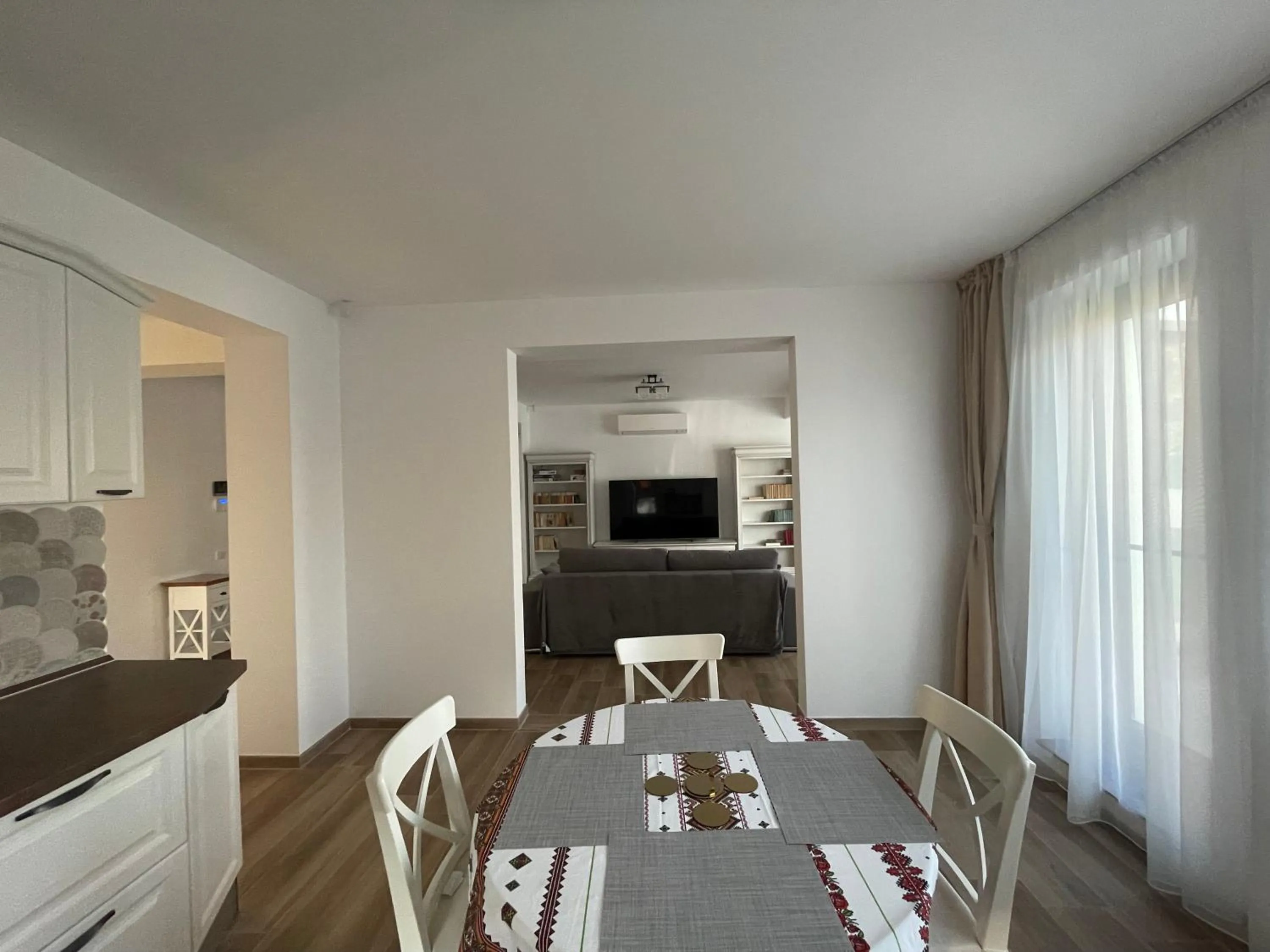 kitchen in Iarca Inn