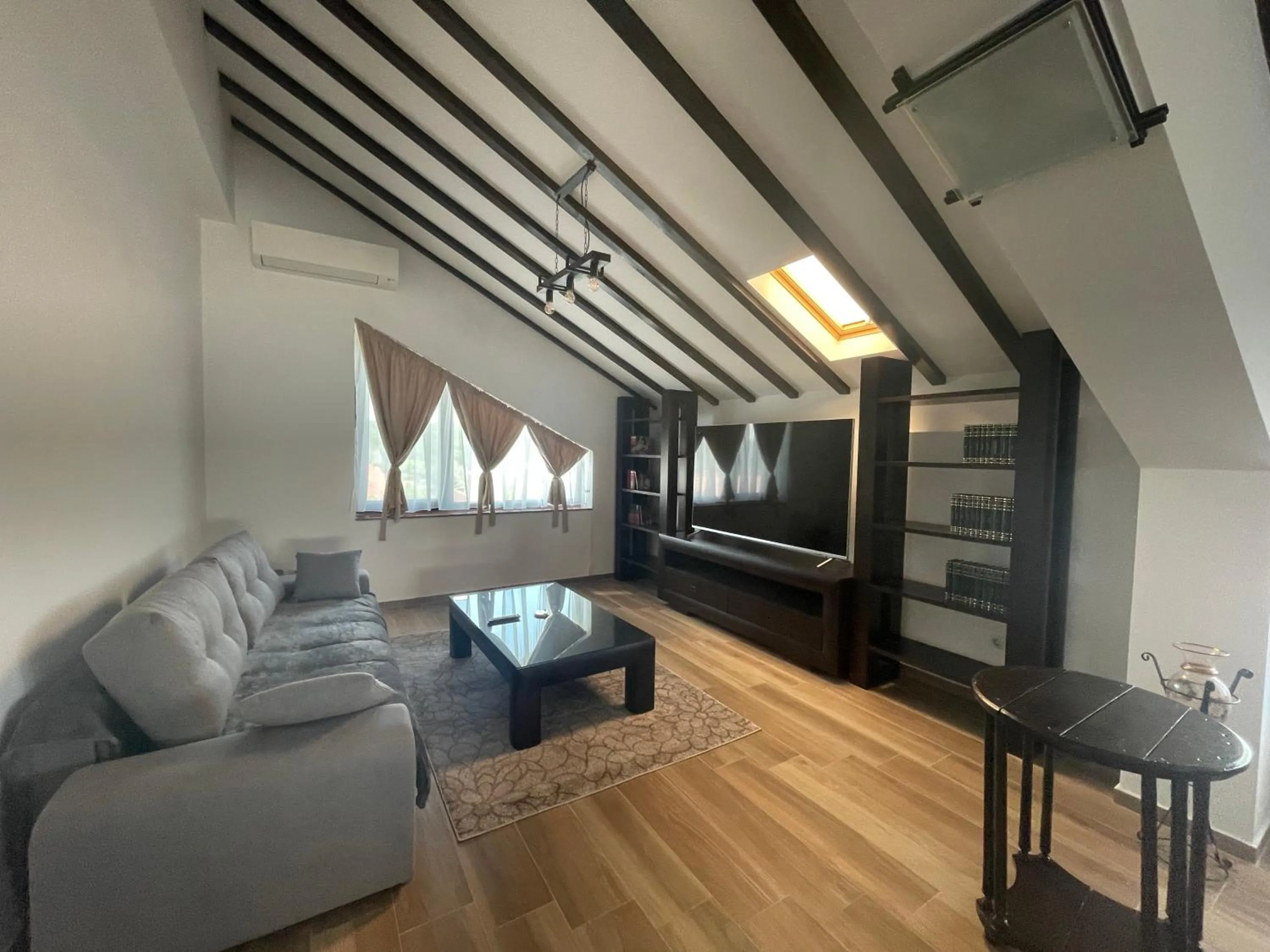 Living room in Iarca Inn