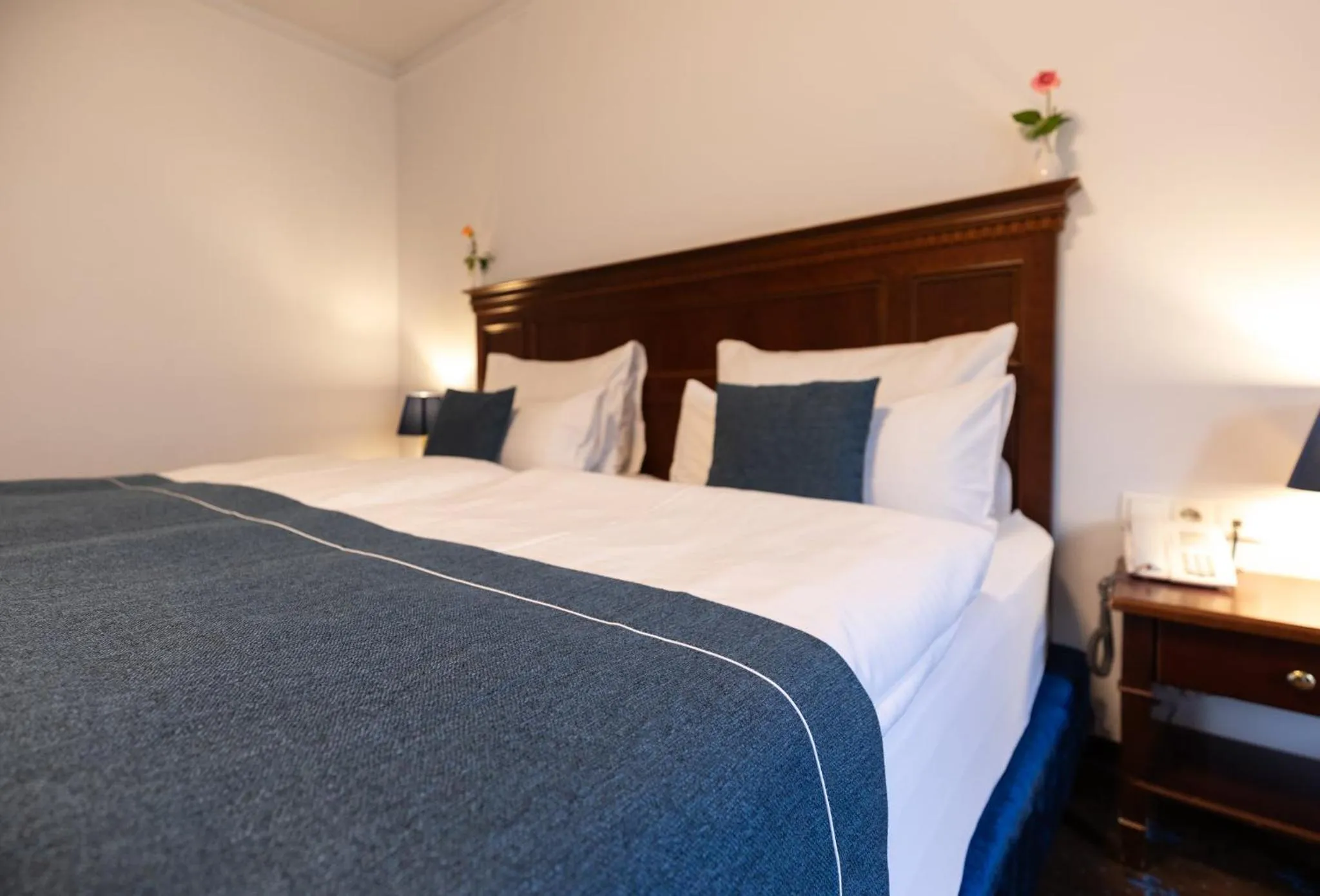 Photo of the whole room, Bed in Garner Hotel Vienna - Prinz Eugen by IHG