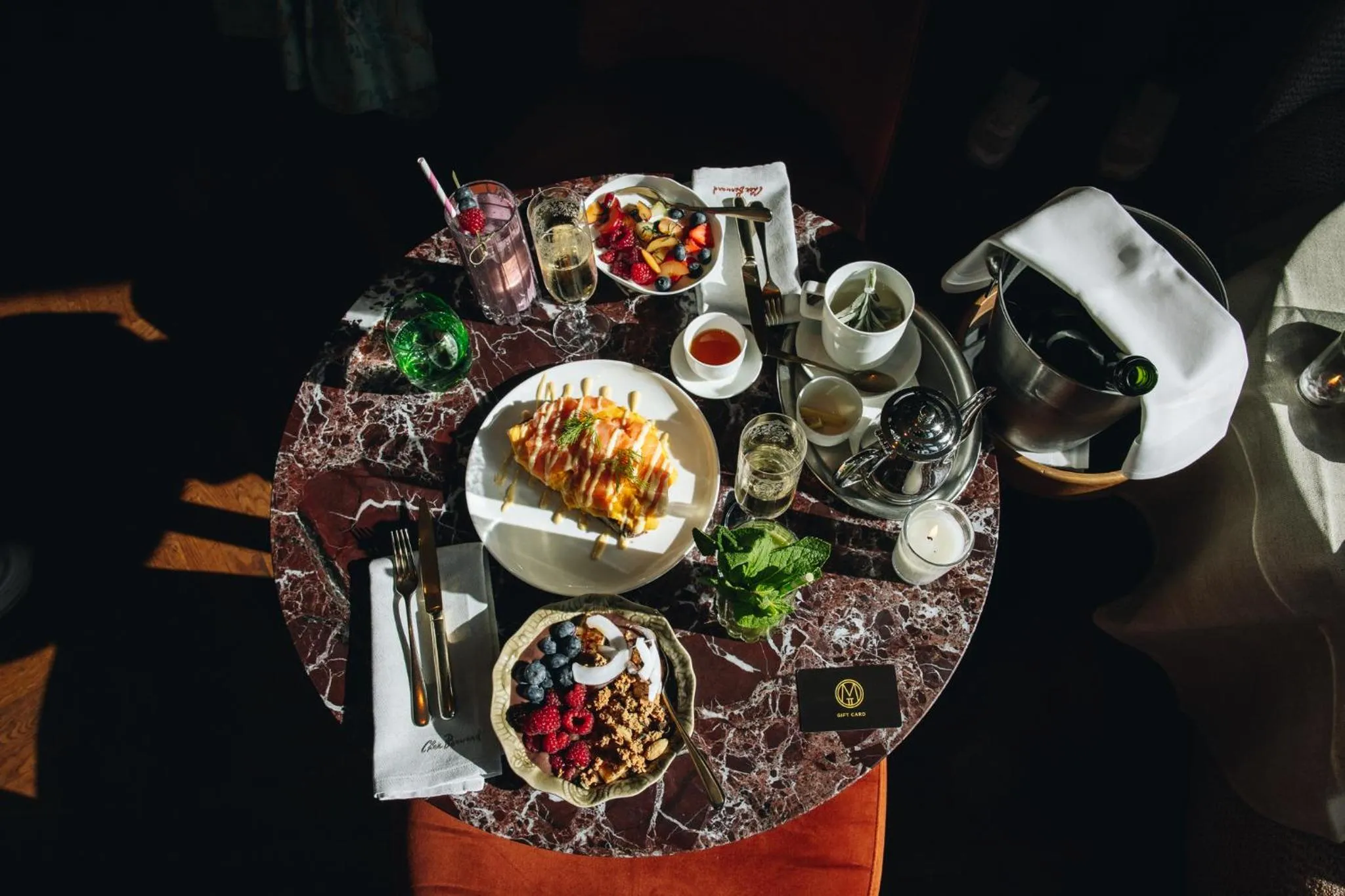 Restaurant/places to eat in Hotel MOTTO