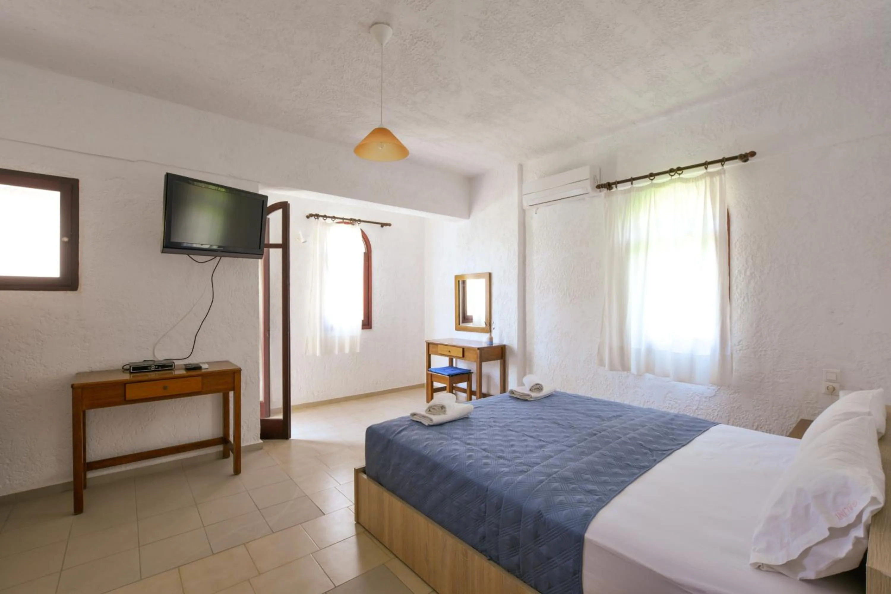 Bed in Galini Apartments