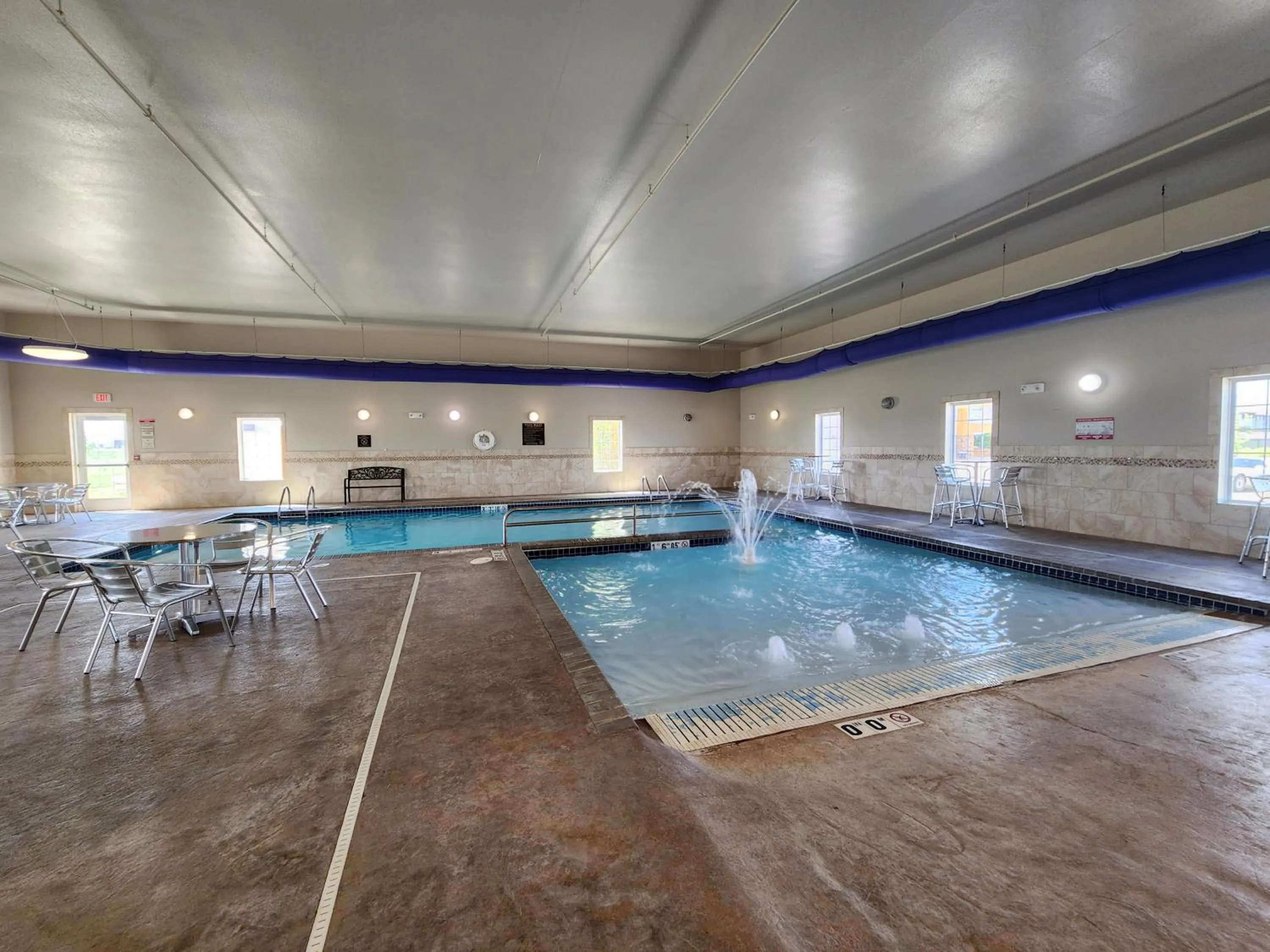 Pool view in Highland Suites Minot