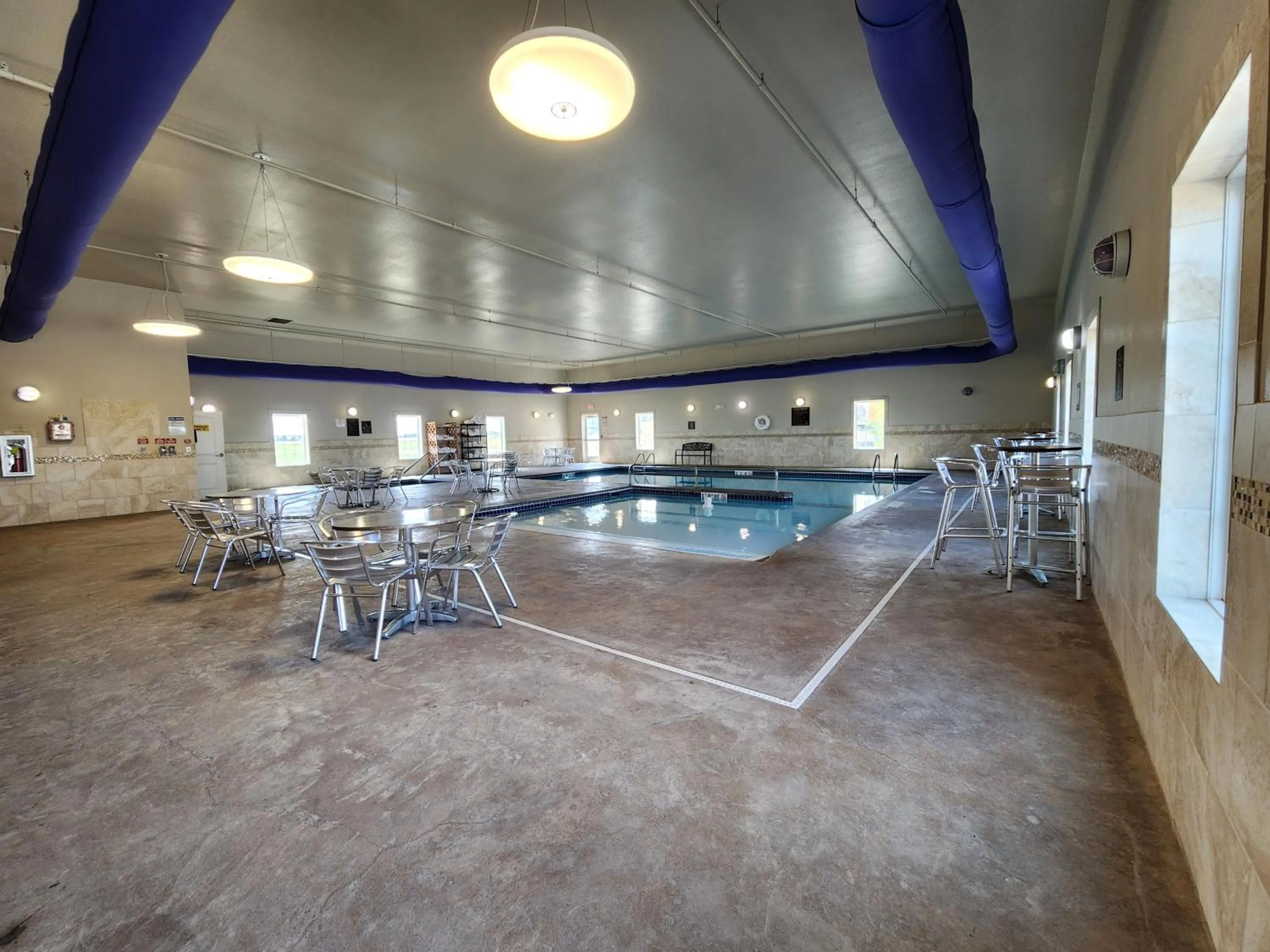 Pool view in Highland Suites Minot