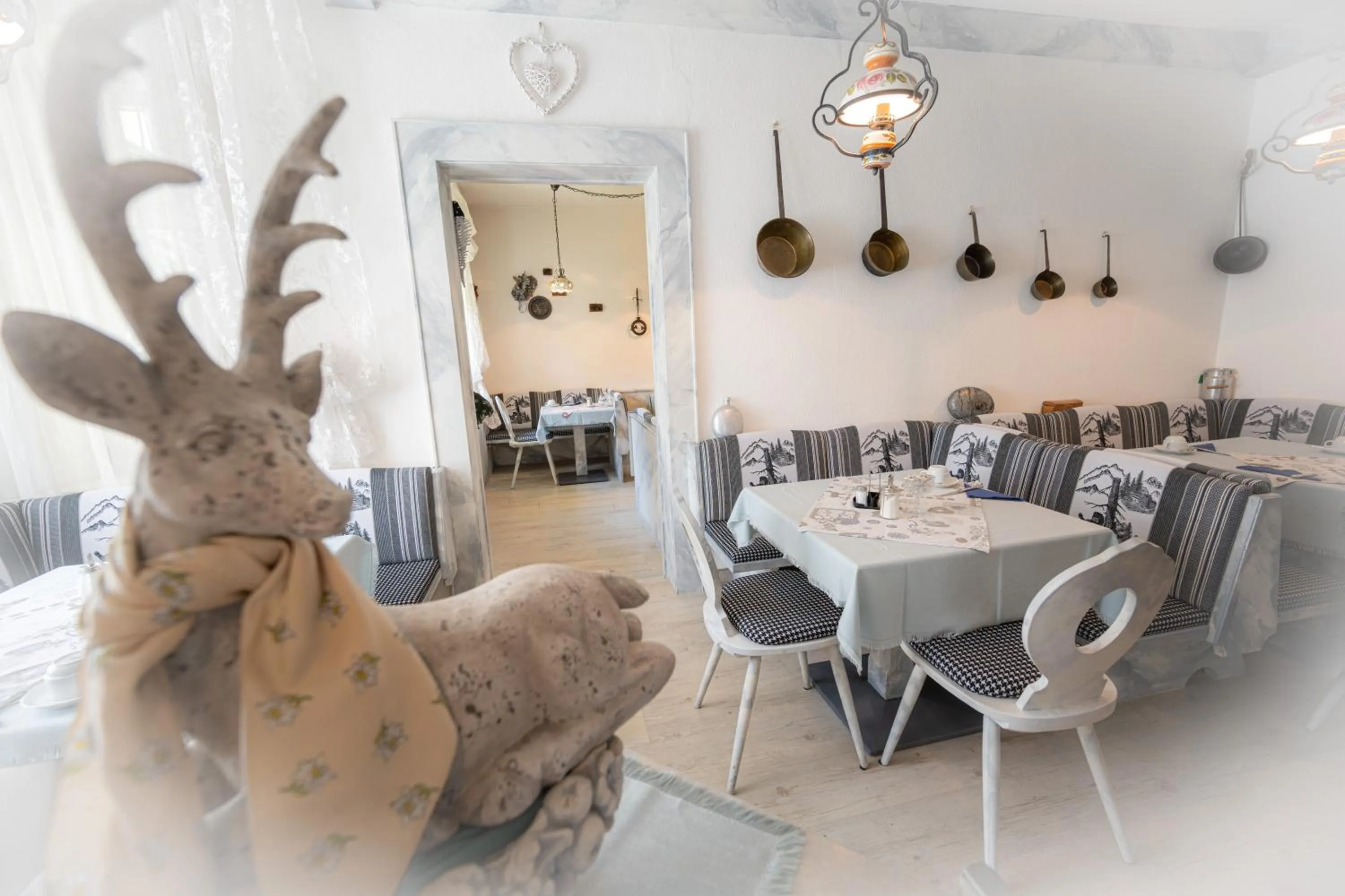 Breakfast in Hotel Garni Hubertus-Nostalgie & Charme