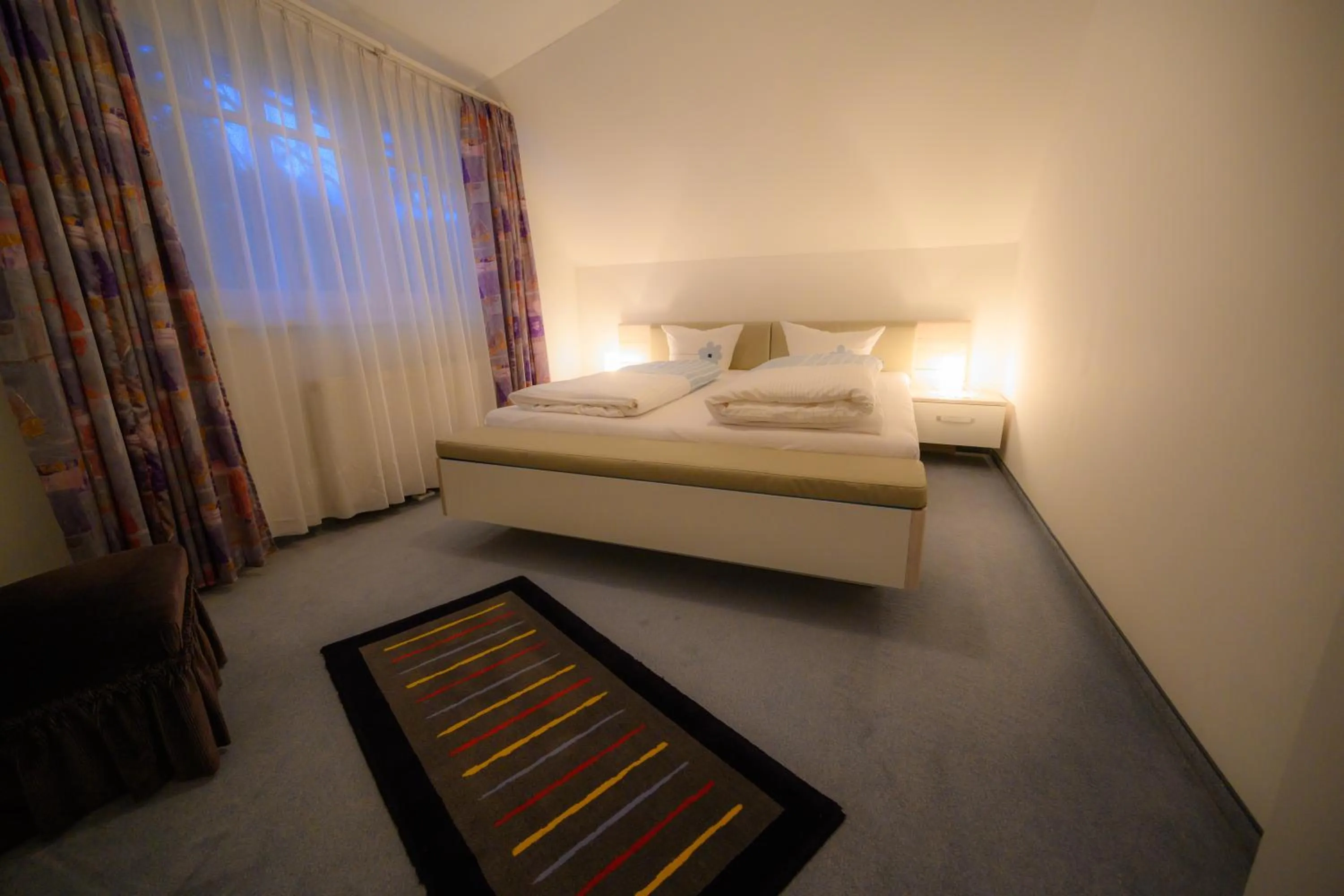 Bedroom, Bed in Hotel Garni Hubertus-Nostalgie & Charme