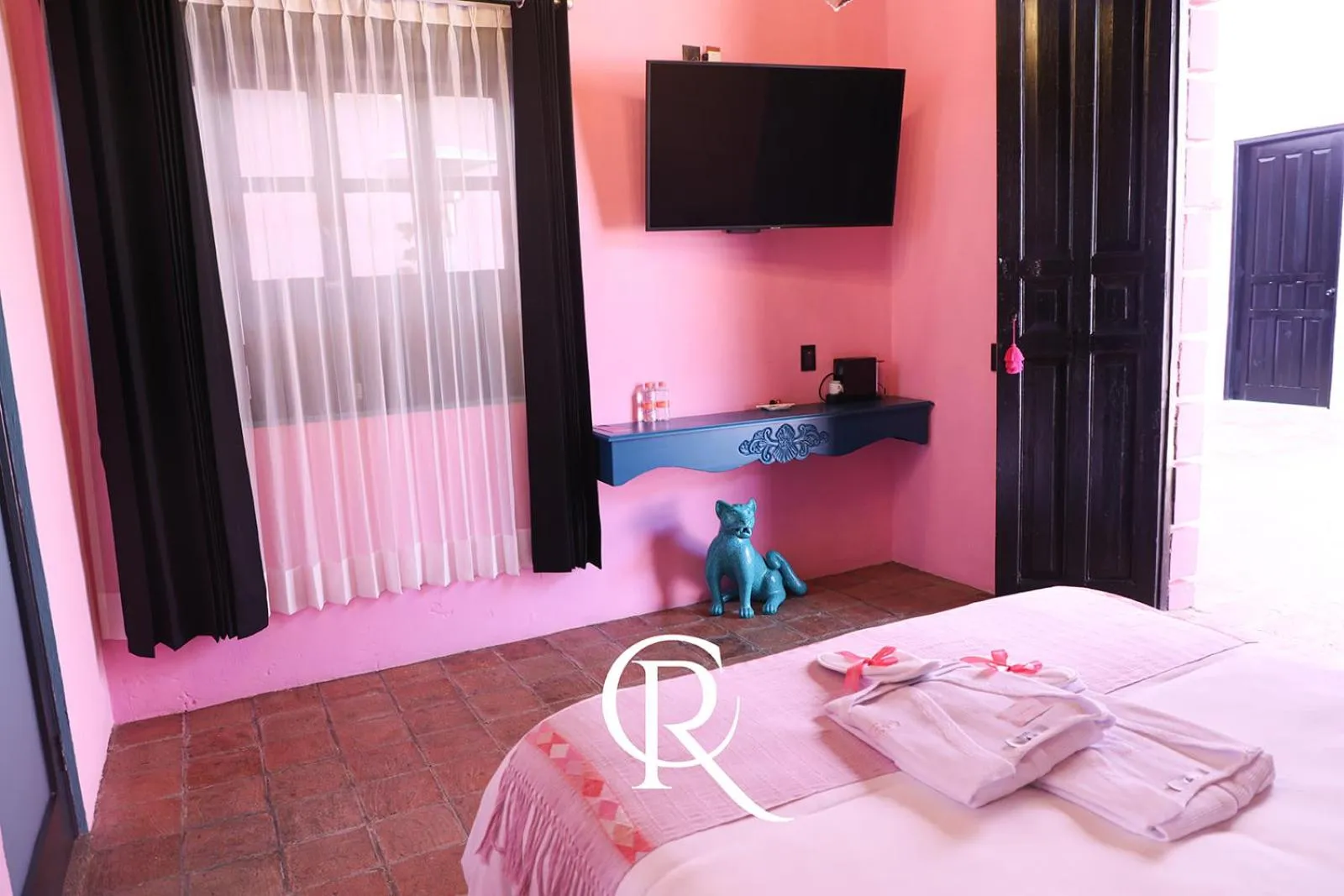 TV and multimedia, Bed in Casa Rosa Hotel & Spa