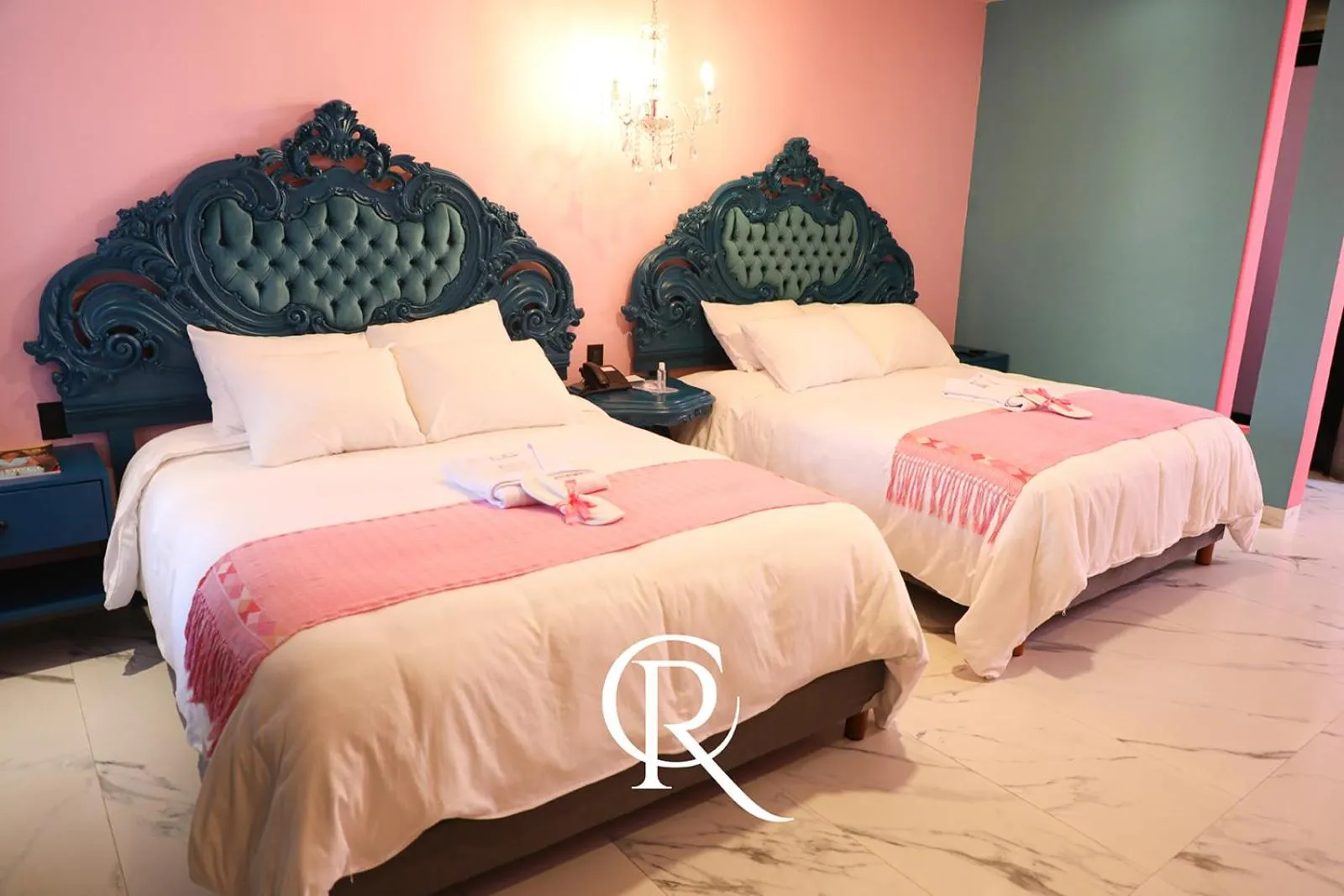 Hot Tub, Bed in Casa Rosa Hotel & Spa