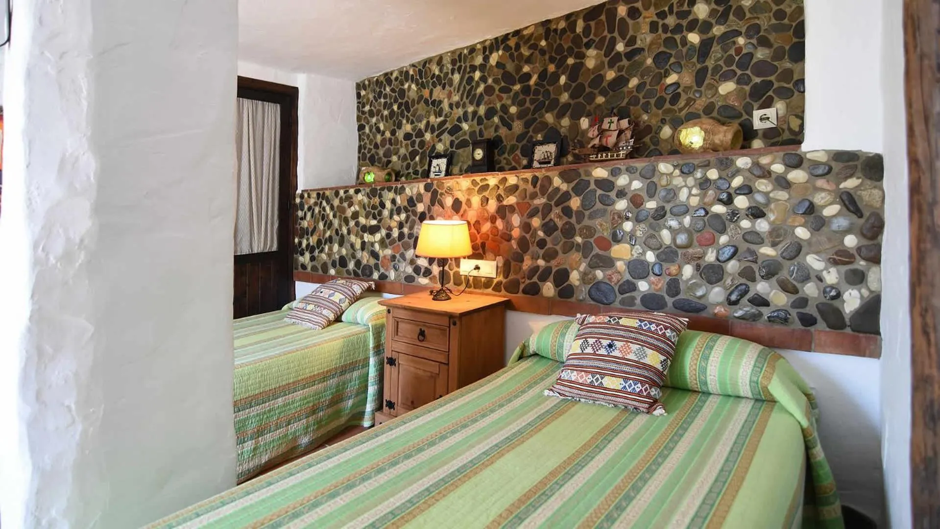 Communal lounge/ TV room, Bed in Villa Azul by Casitas Select