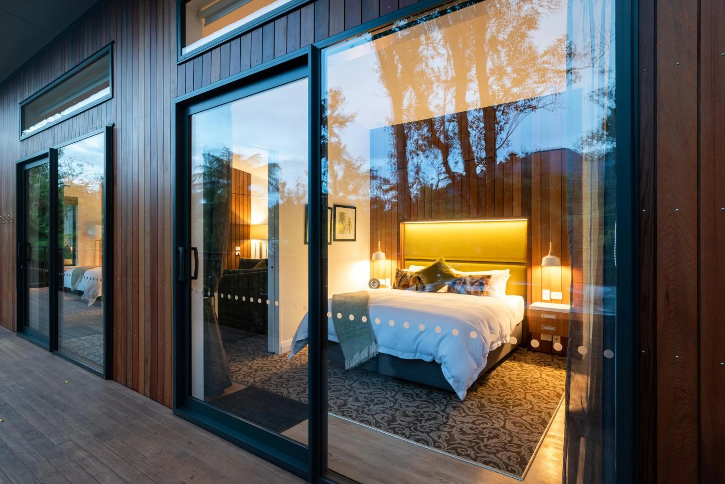 Bed in Rainforest Deluxe