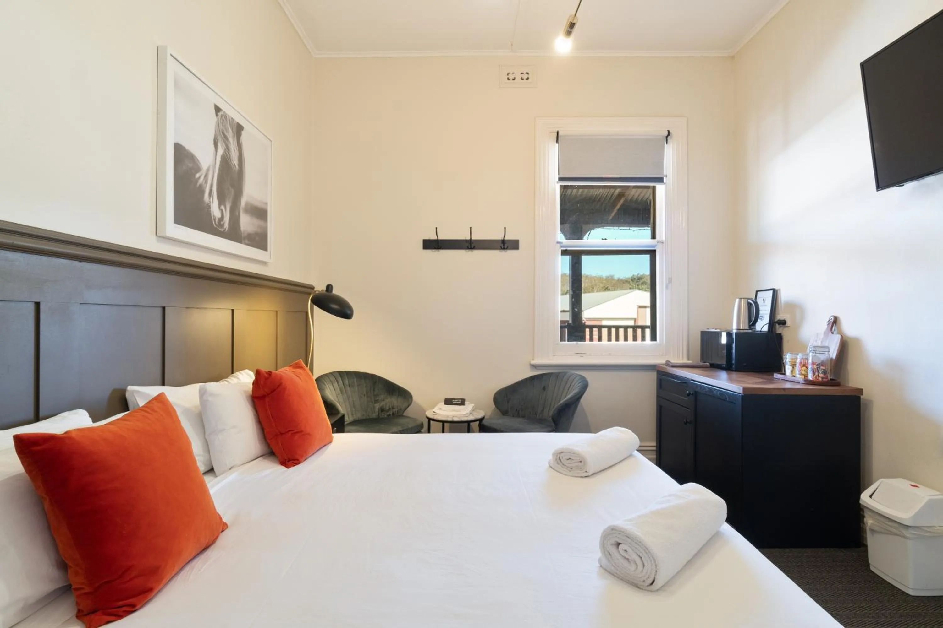 Bed in Victoria Hotel Toodyay