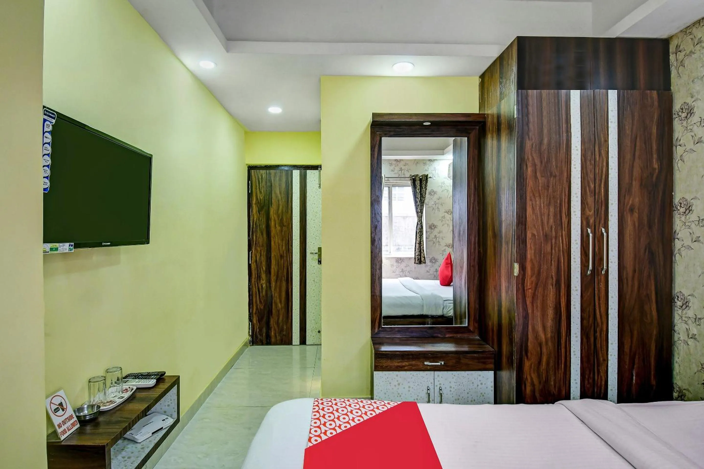 Bedroom in Collection O Paradise Near Chinar Park