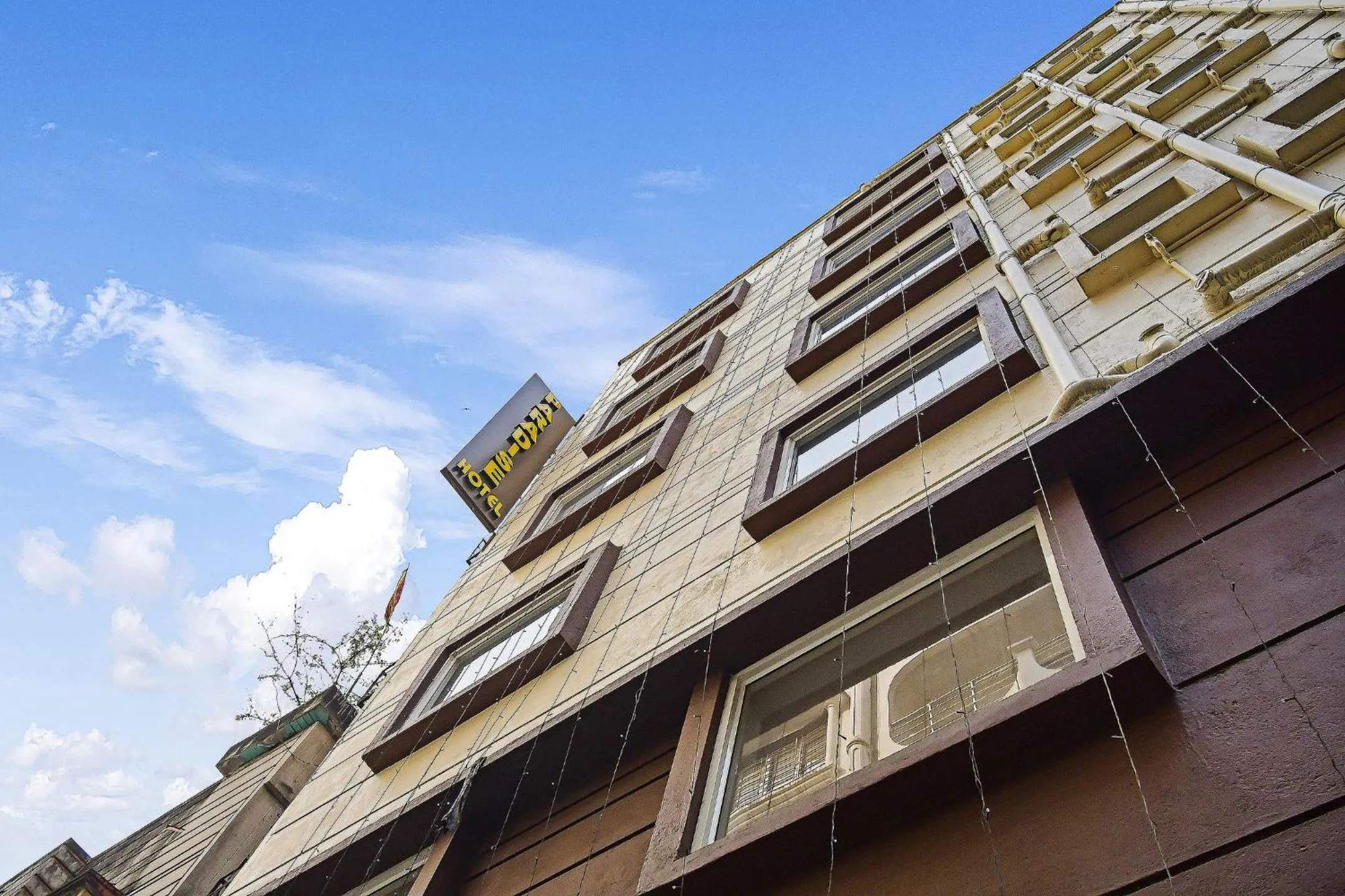 Facade/entrance in Collection O Paradise Near Chinar Park