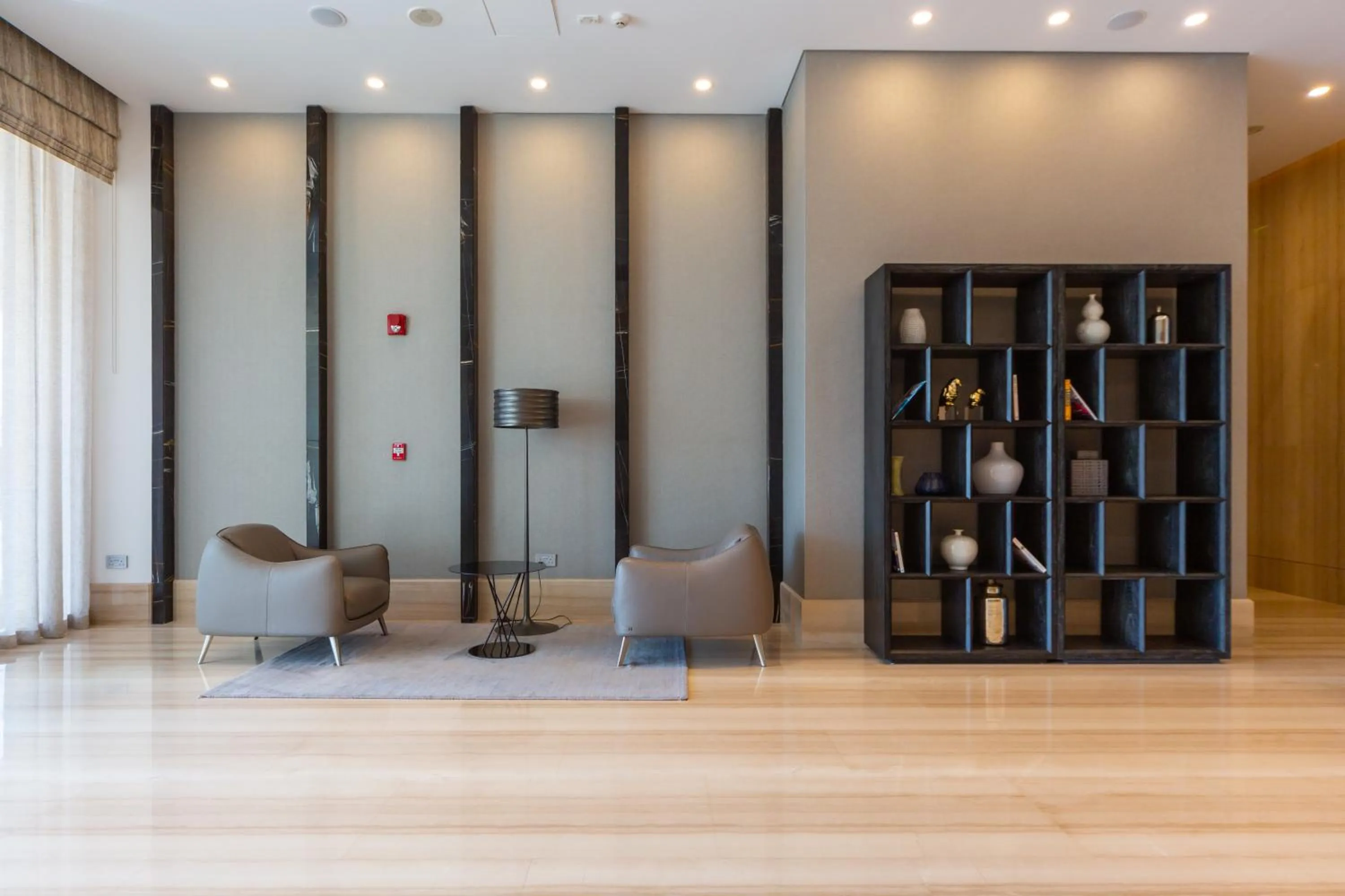 Library in Retaj Baywalk Residence