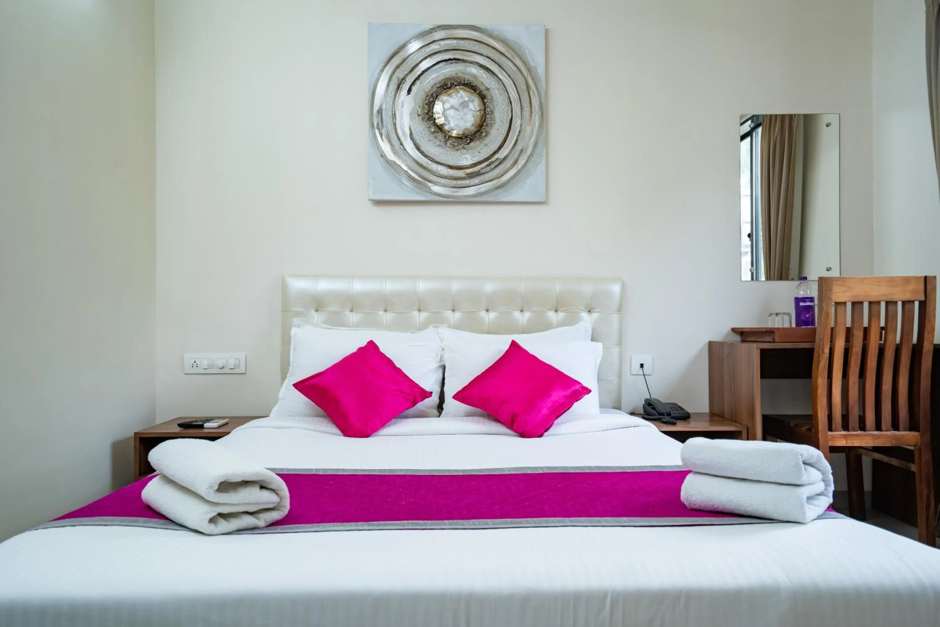 Photo of the whole room, Bed in Nexstay Treats Inn