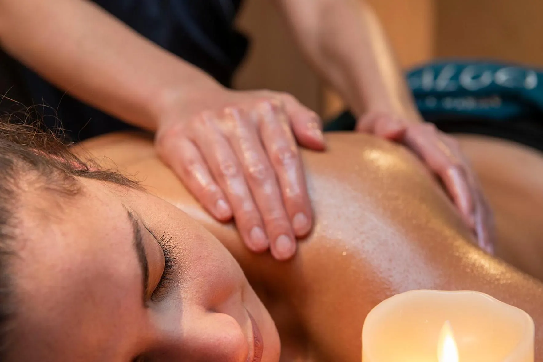 Massage in Radisson Blu Hotel, Rouen Centre